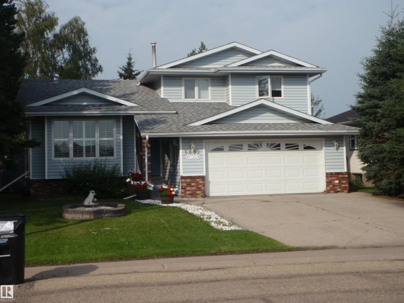 5802 53 St Property Photo 3