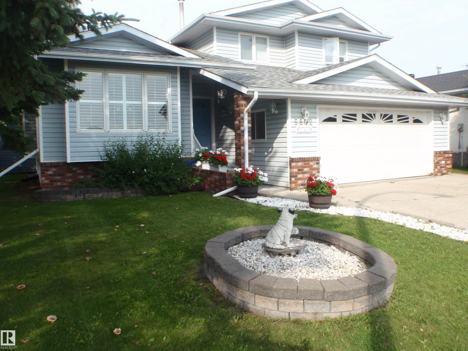 5802 53 St Property Photo 4