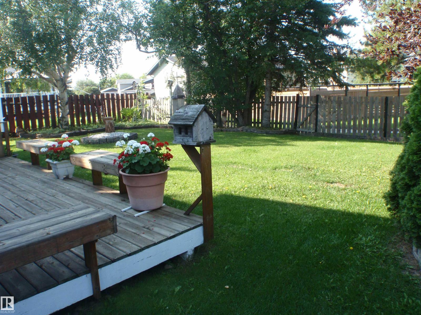 5802 53 St Property Photo 14