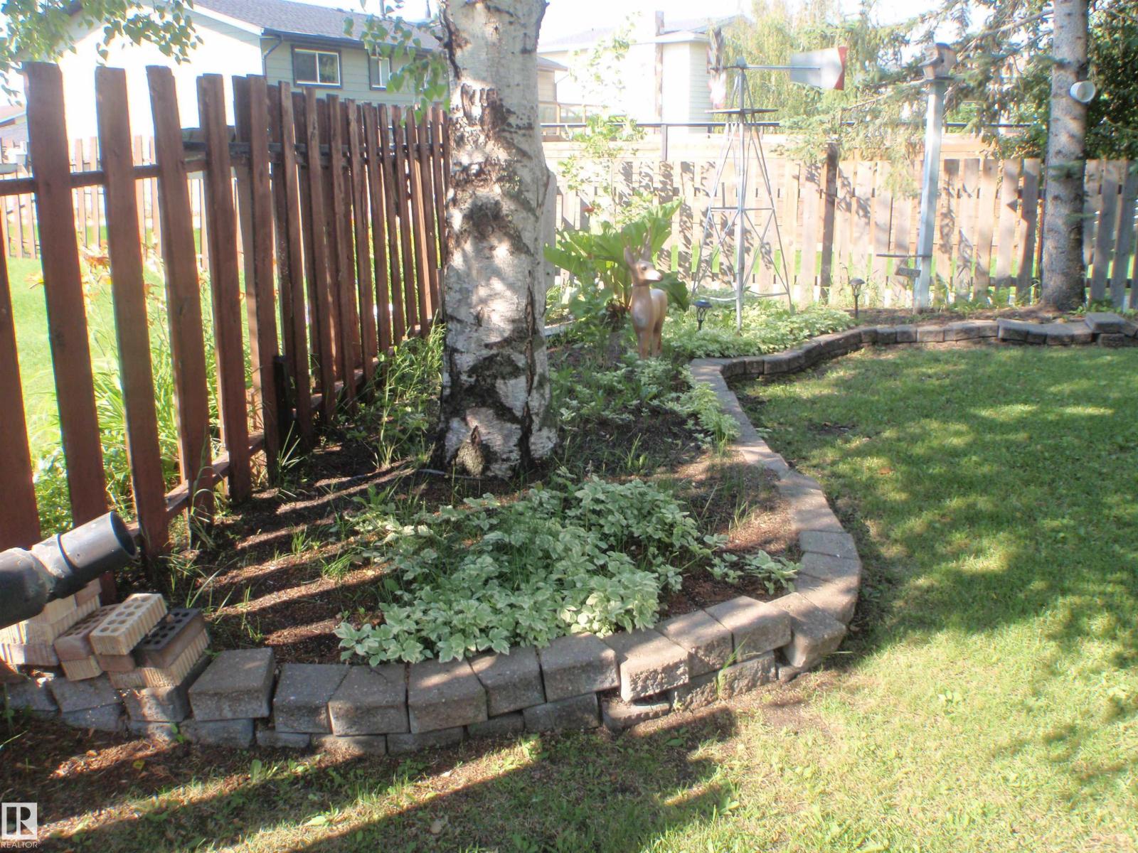 5802 53 St Property Photo 16