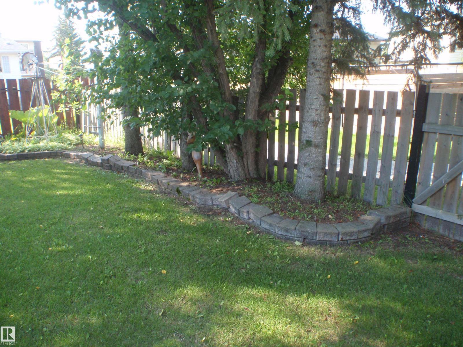 5802 53 St Property Photo 17