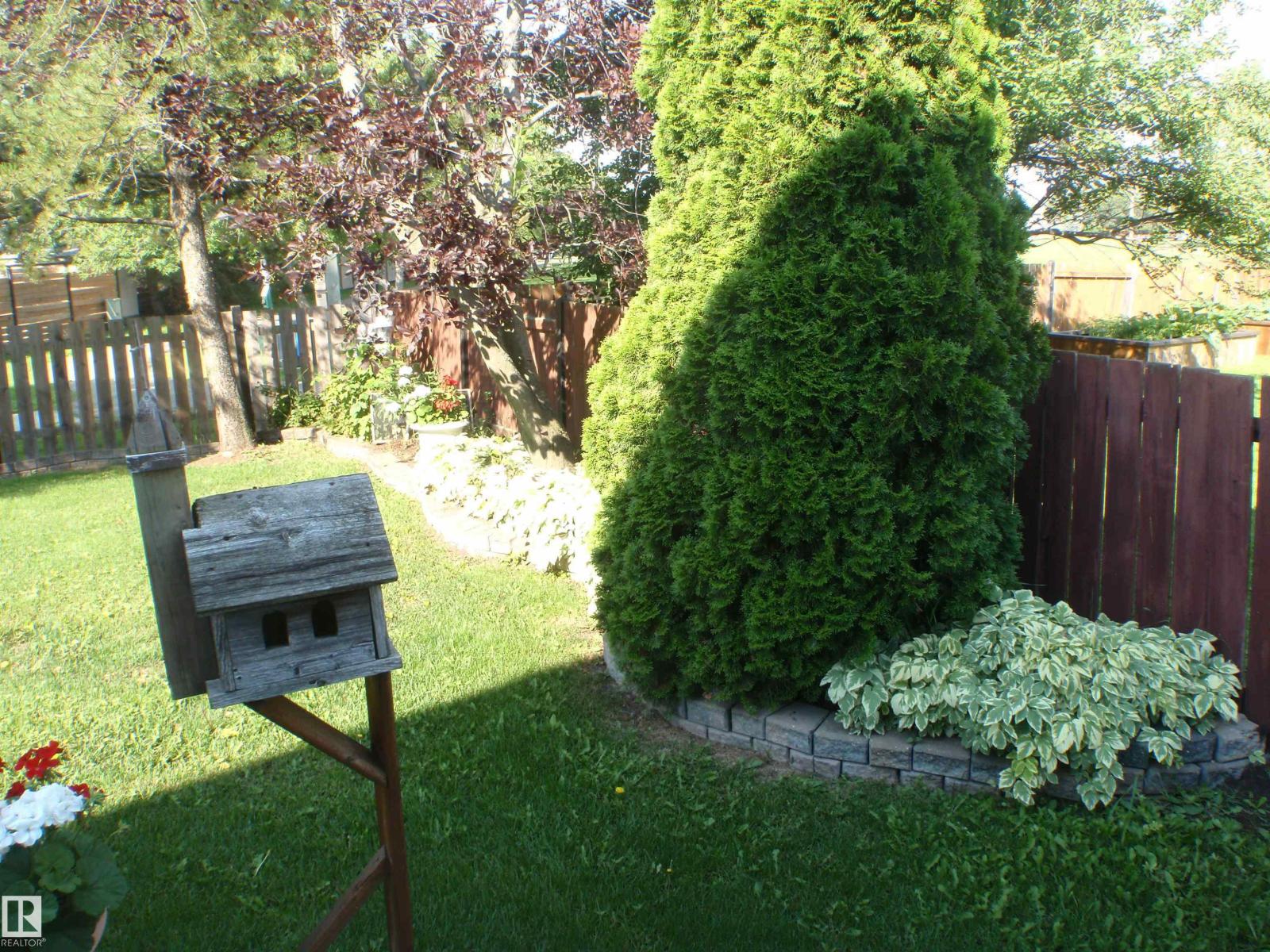 5802 53 St Property Photo 18