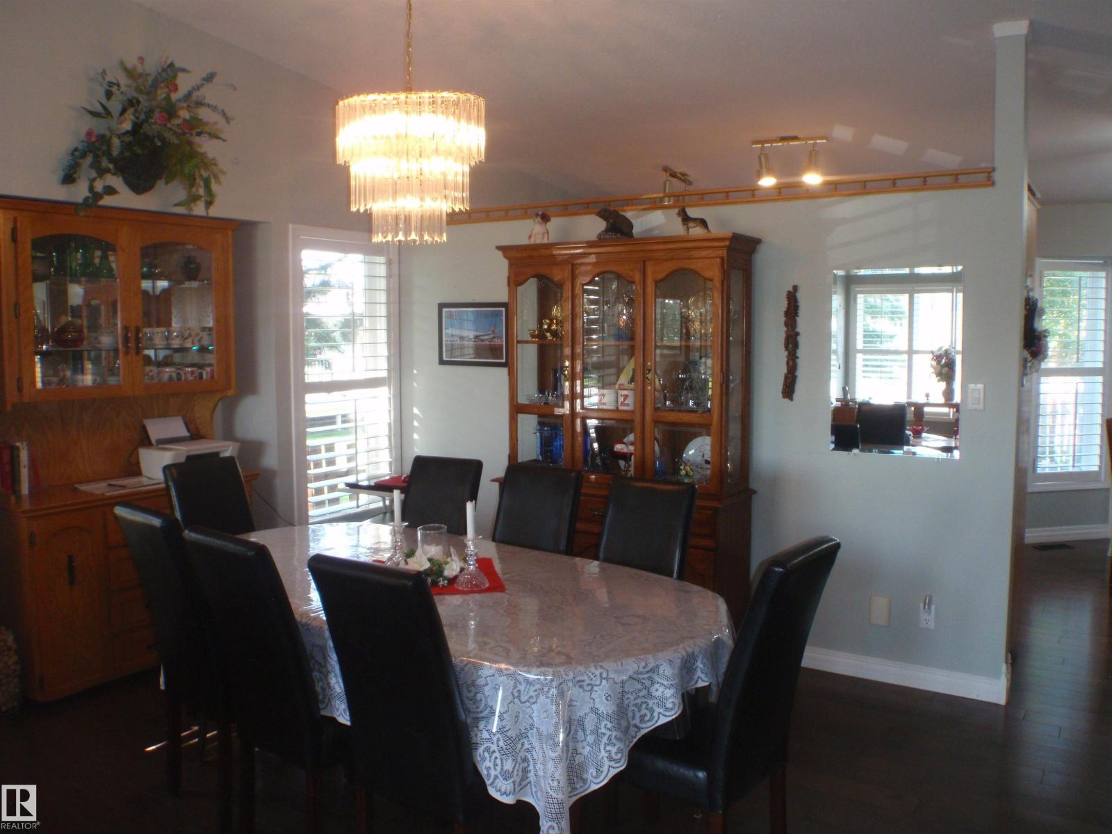 5802 53 St Property Photo 32
