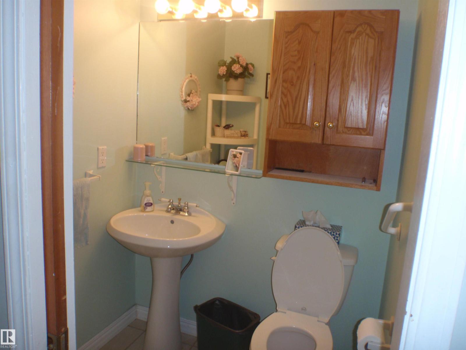5802 53 St Property Photo 56