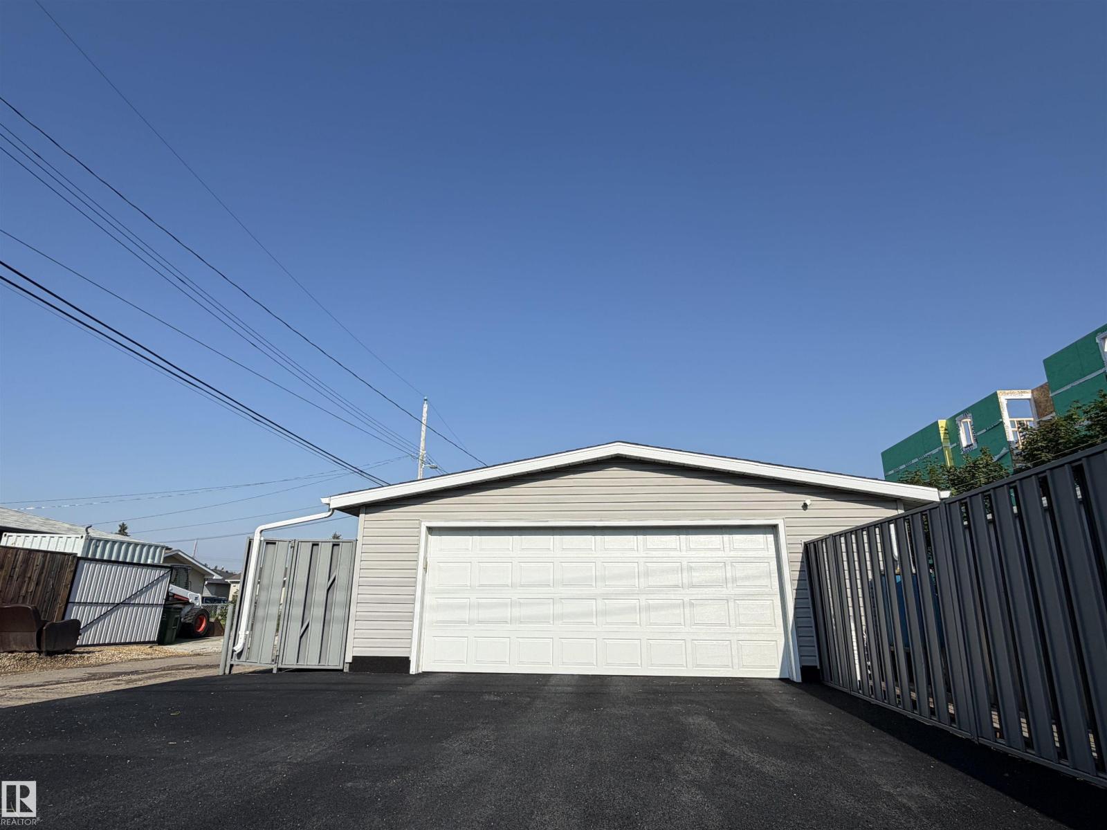 13304 70 St Nw Property Photo 12