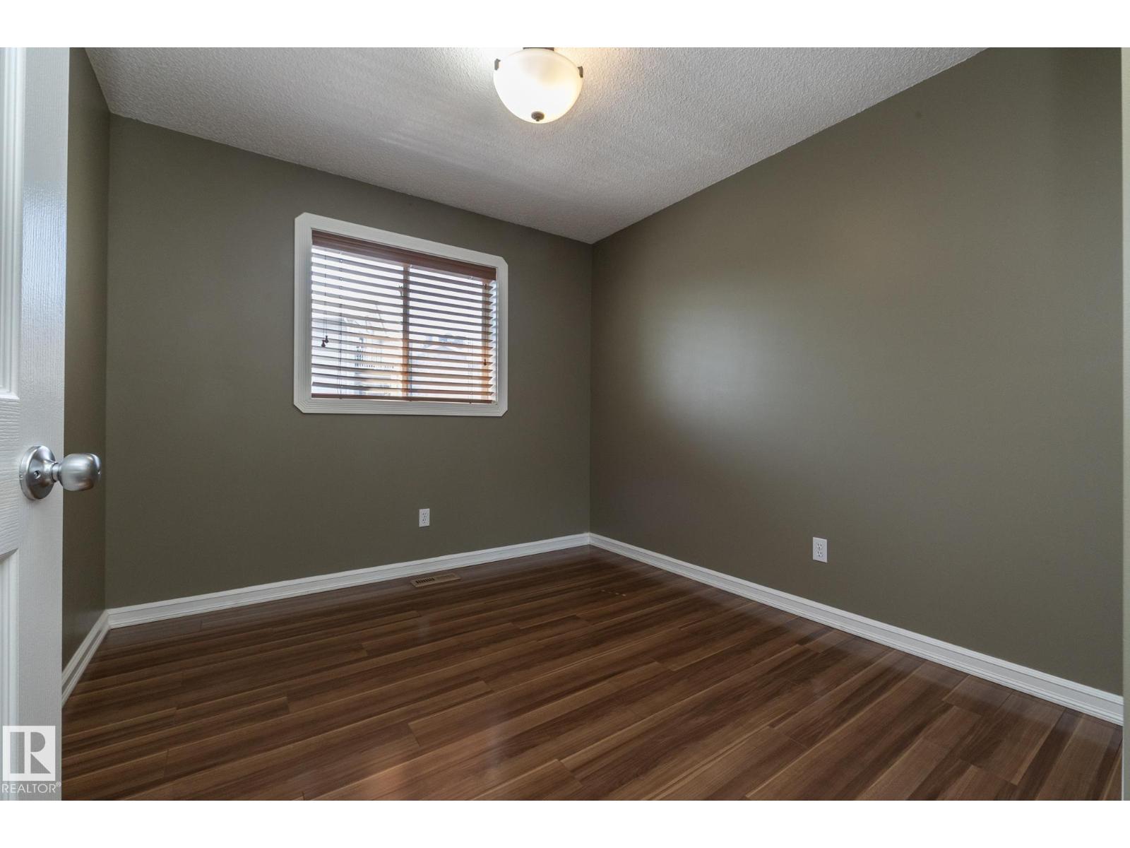 #11 9703 174 St Nw Property Photo 27