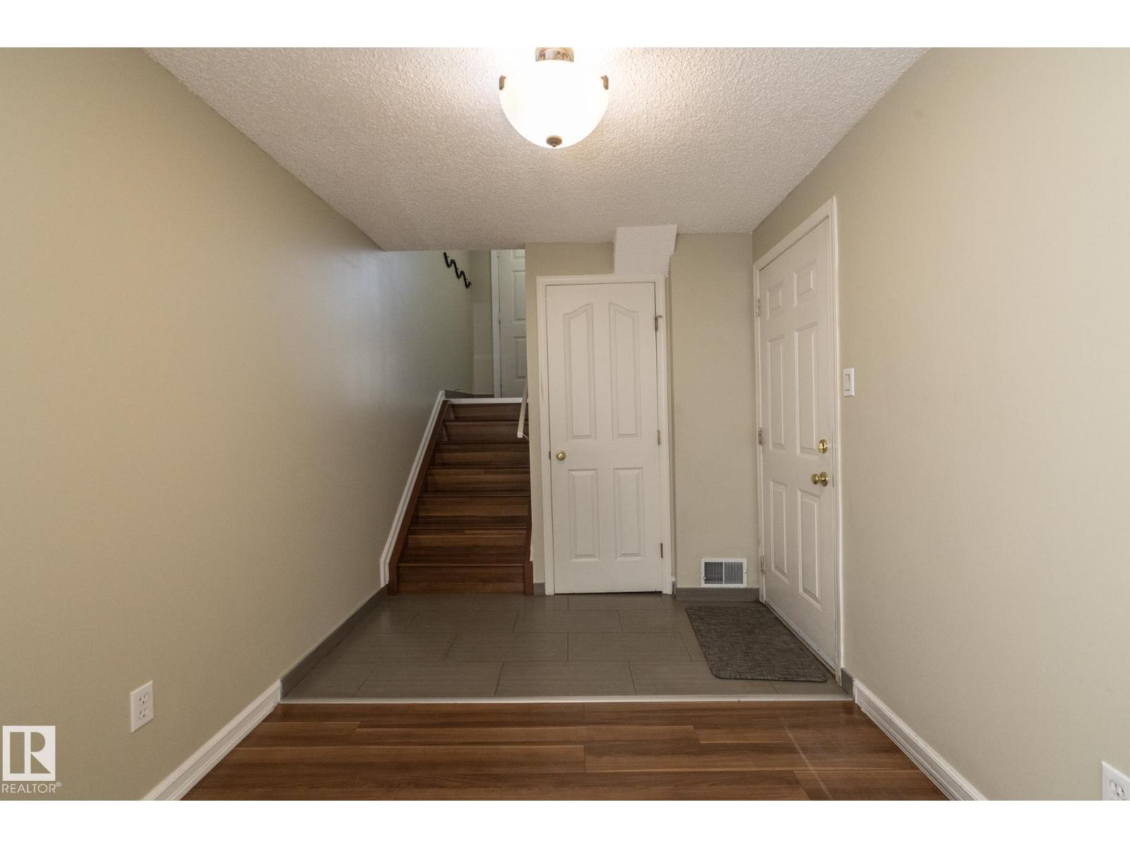 #11 9703 174 St Nw Property Photo 32