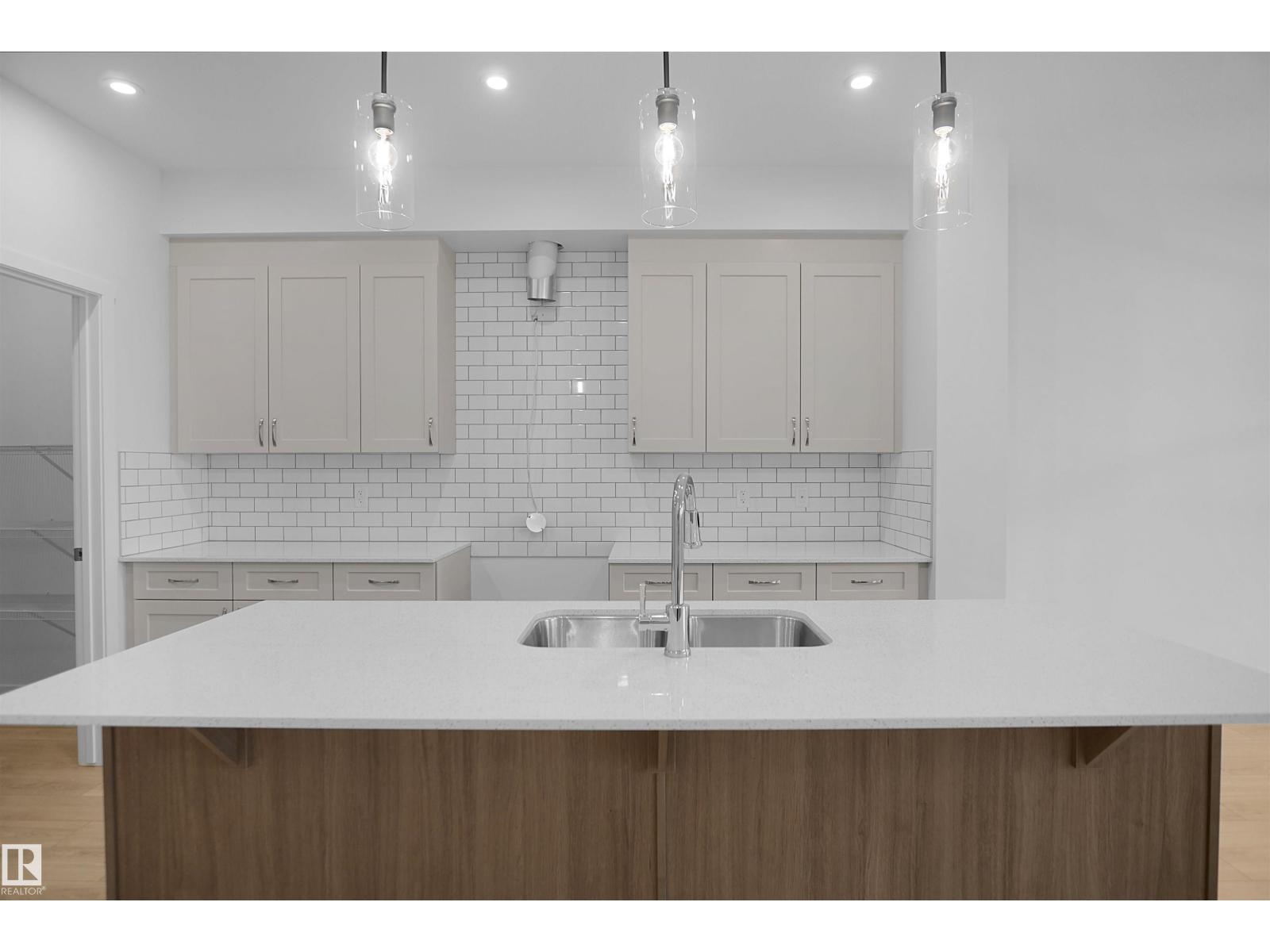 1748 Westerra Wd Property Photo 10