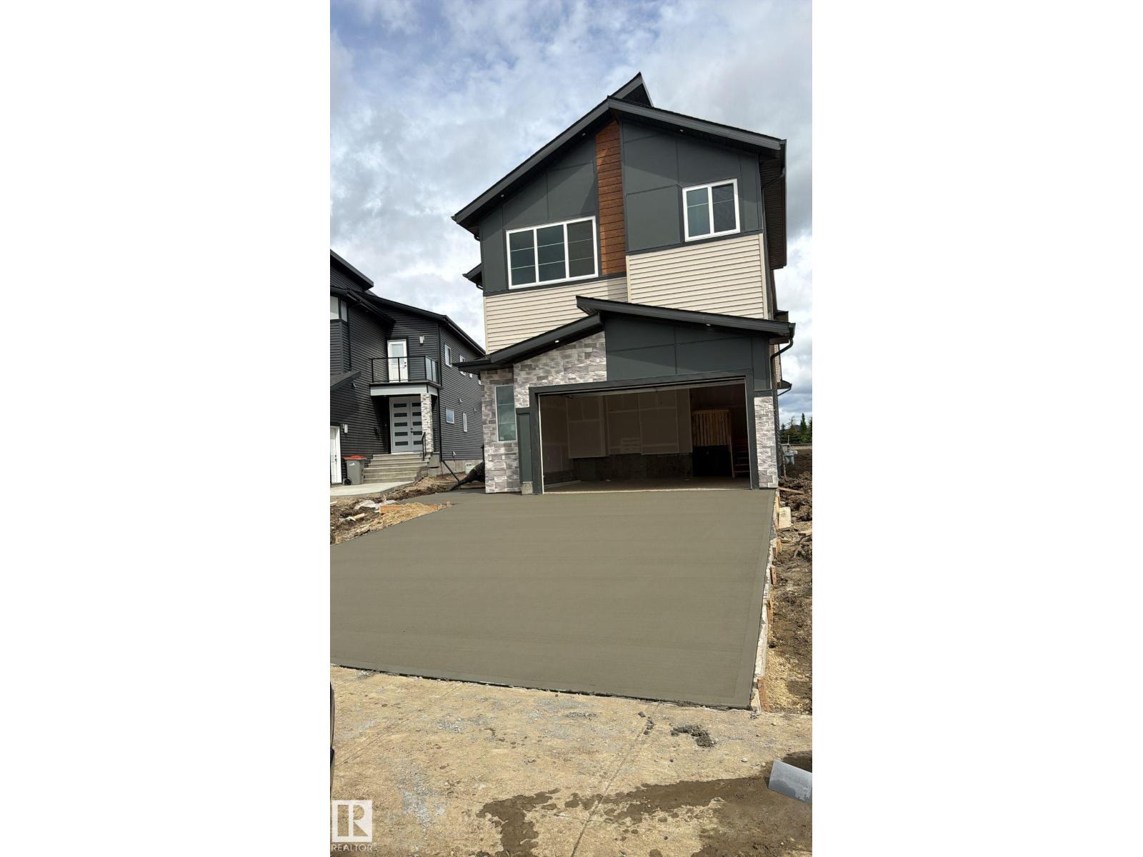 2304 63 AV Property Photo 1