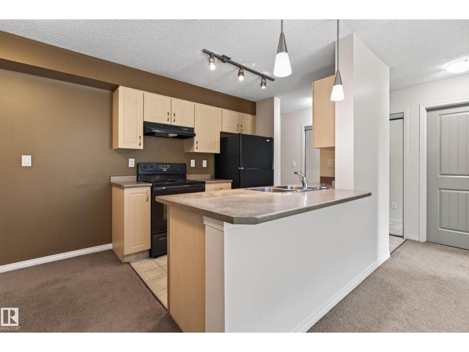 #104 13907 136 St Nw Property Photo 7