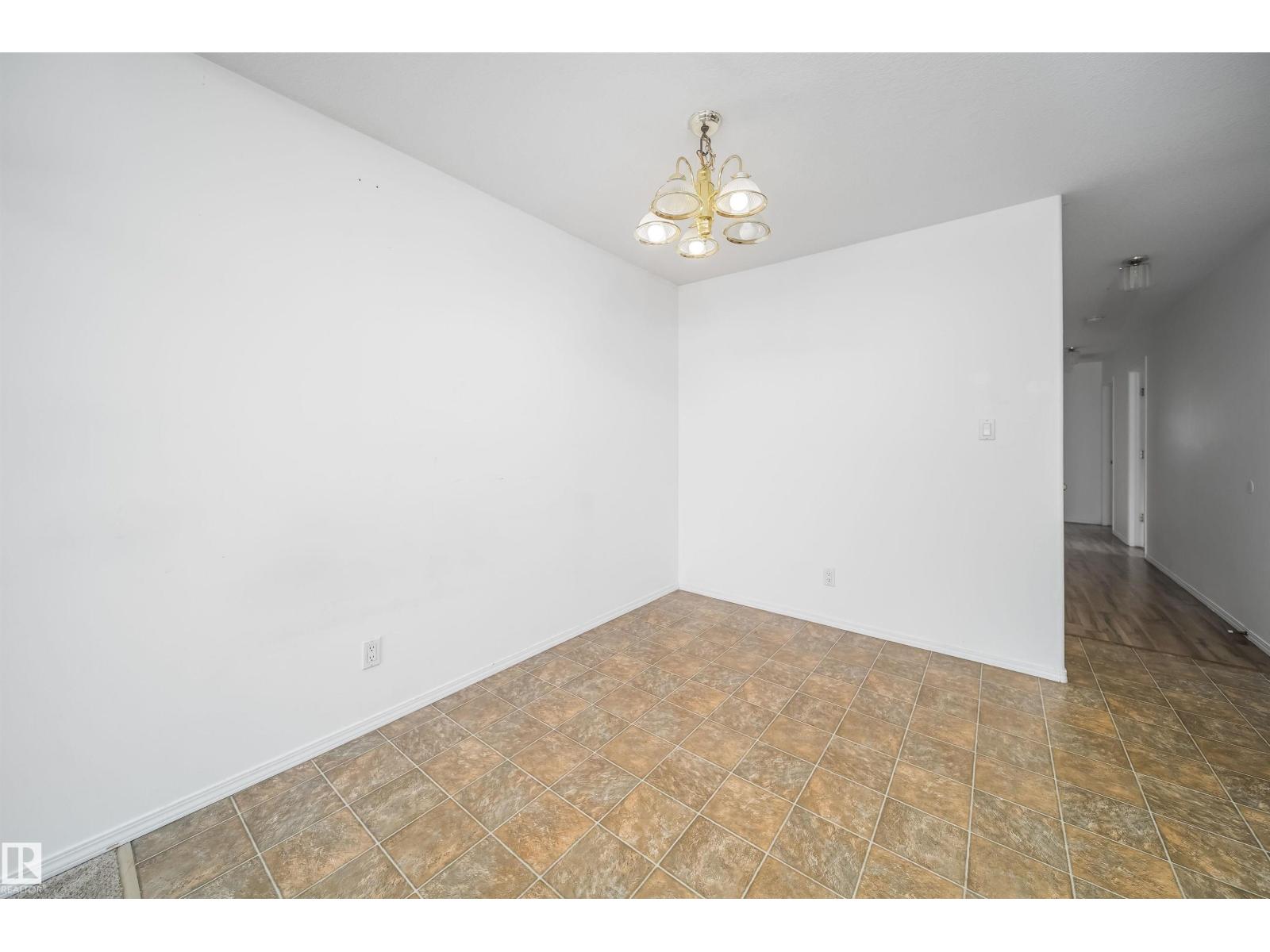 12041/43 67 St Nw Nw Property Photo 11