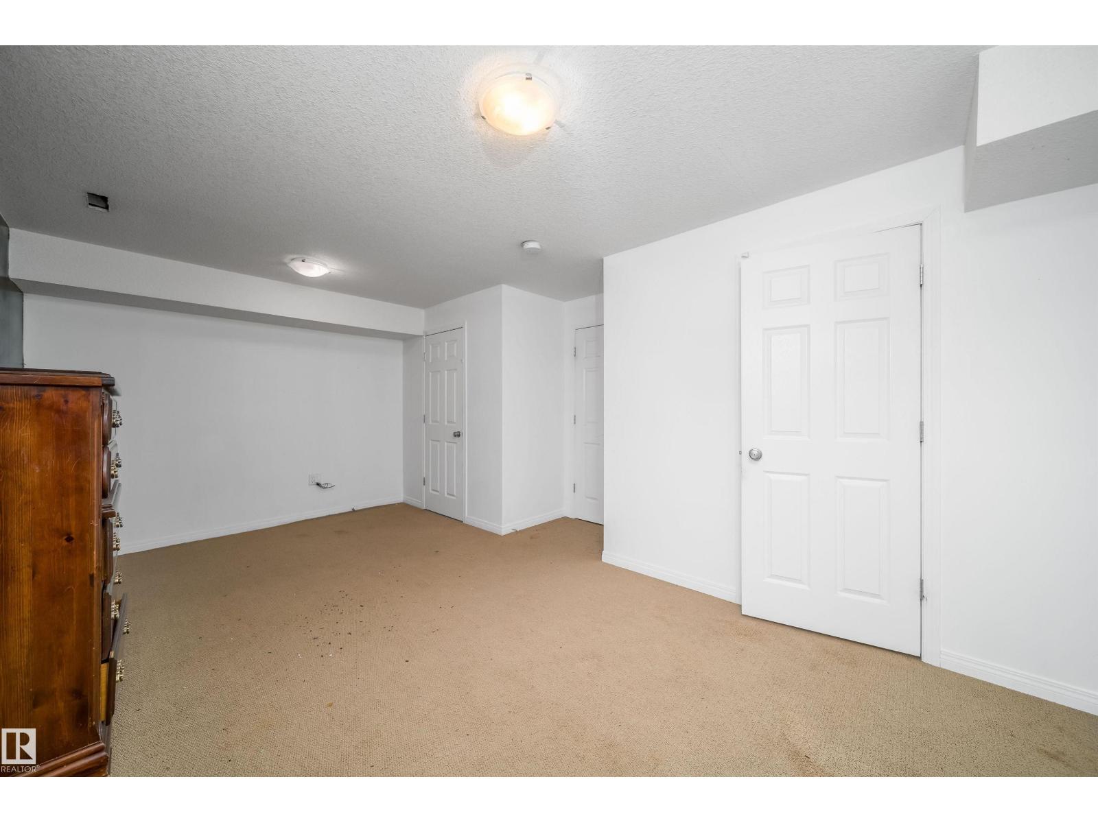 12041/43 67 St Nw Nw Property Photo 21
