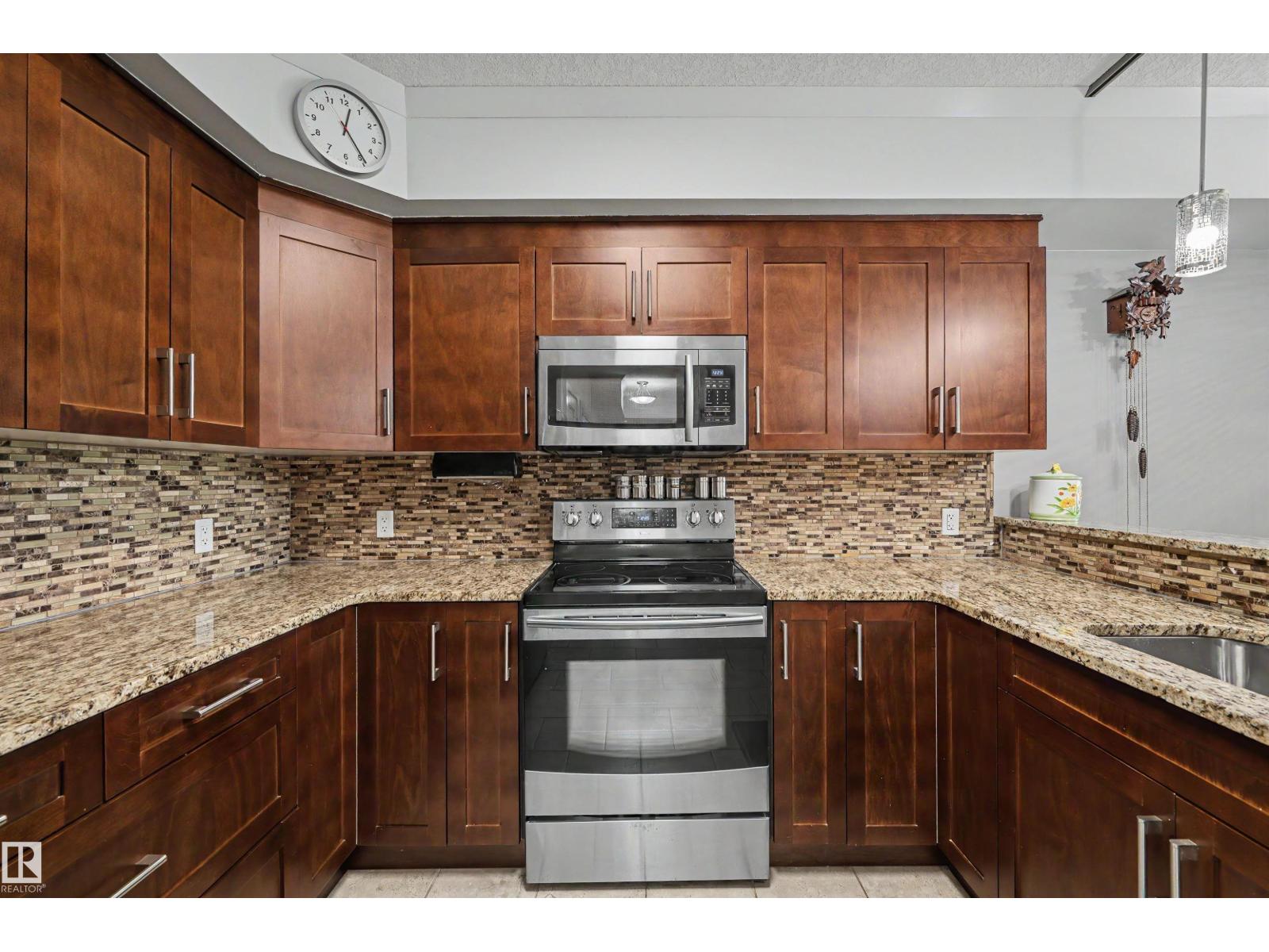 #304 100 Crystal Ln Property Photo 11