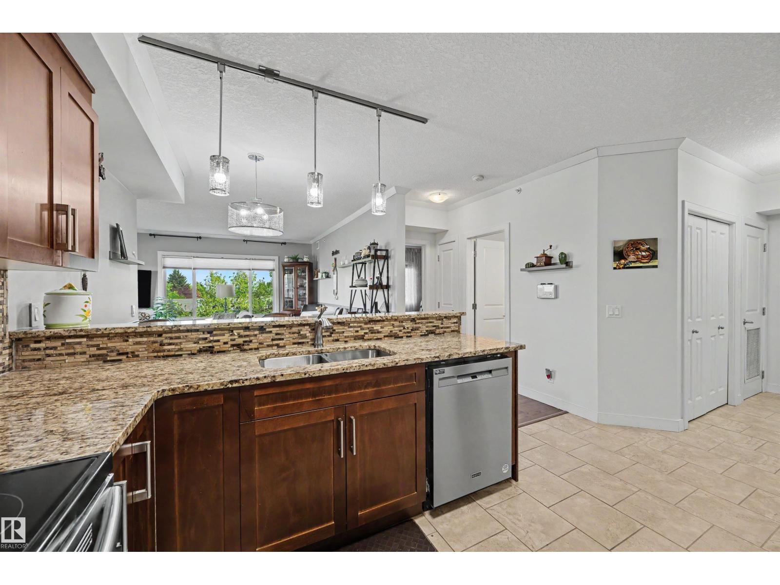 #304 100 Crystal Ln Property Photo 13