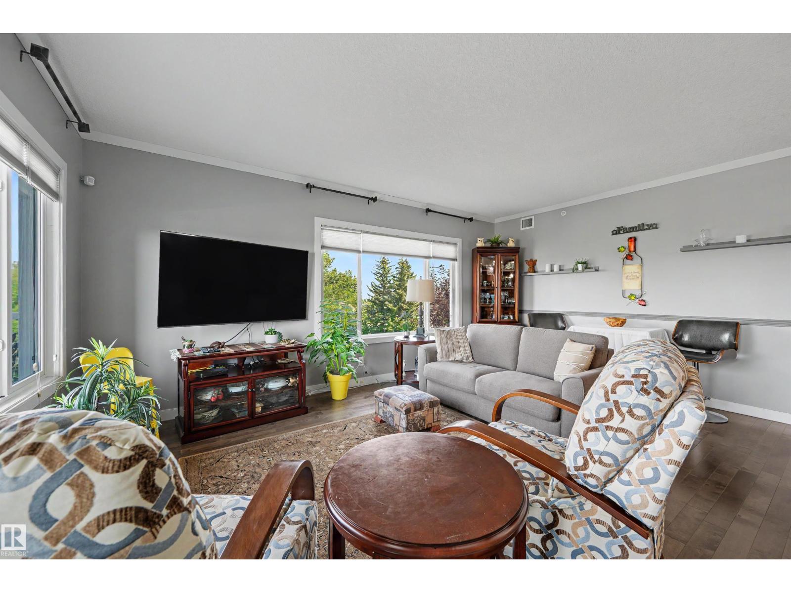 #304 100 Crystal Ln Property Photo 18