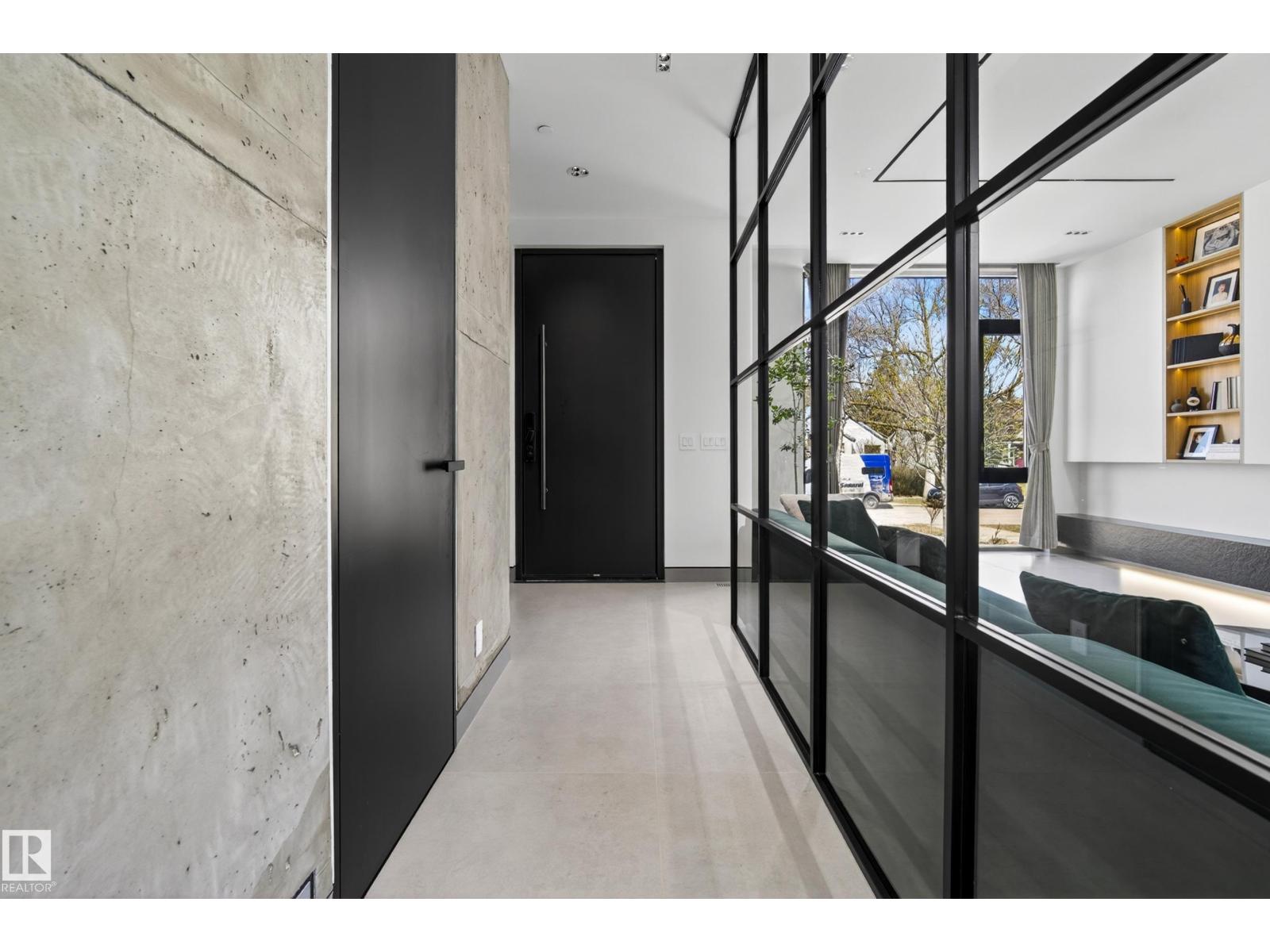 14035 104 Av Nw Property Photo 5