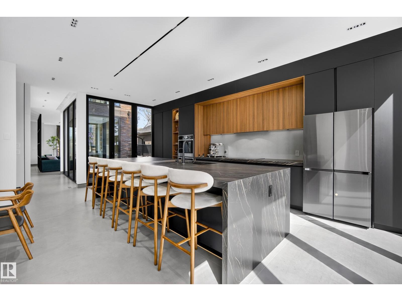 14035 104 Av Nw Property Photo 13