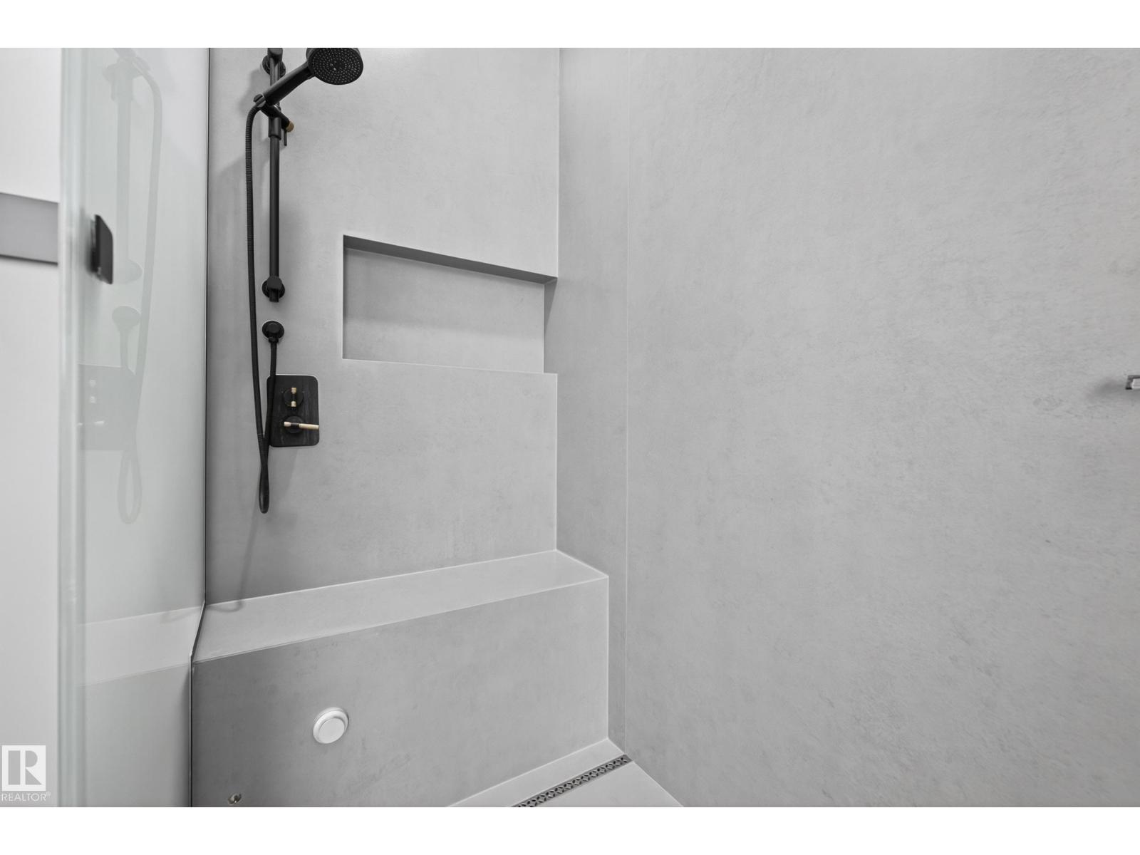 14035 104 Av Nw Property Photo 26