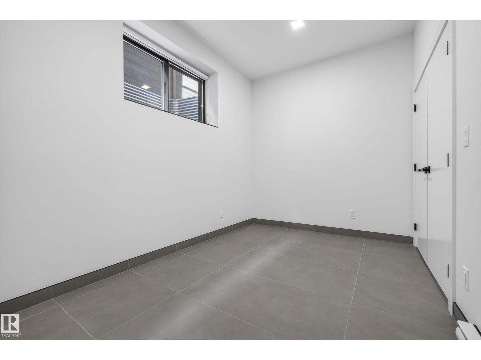 14035 104 Av Nw Property Photo 38