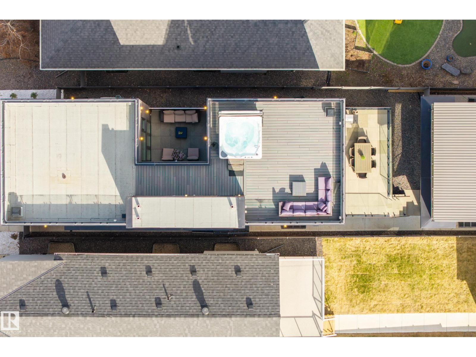14035 104 Av Nw Property Photo 59