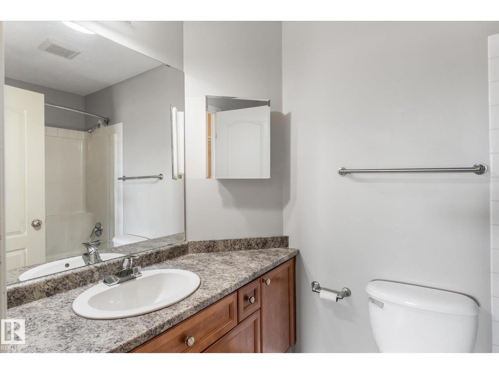 #208 4903 47 Av Property Photo 17