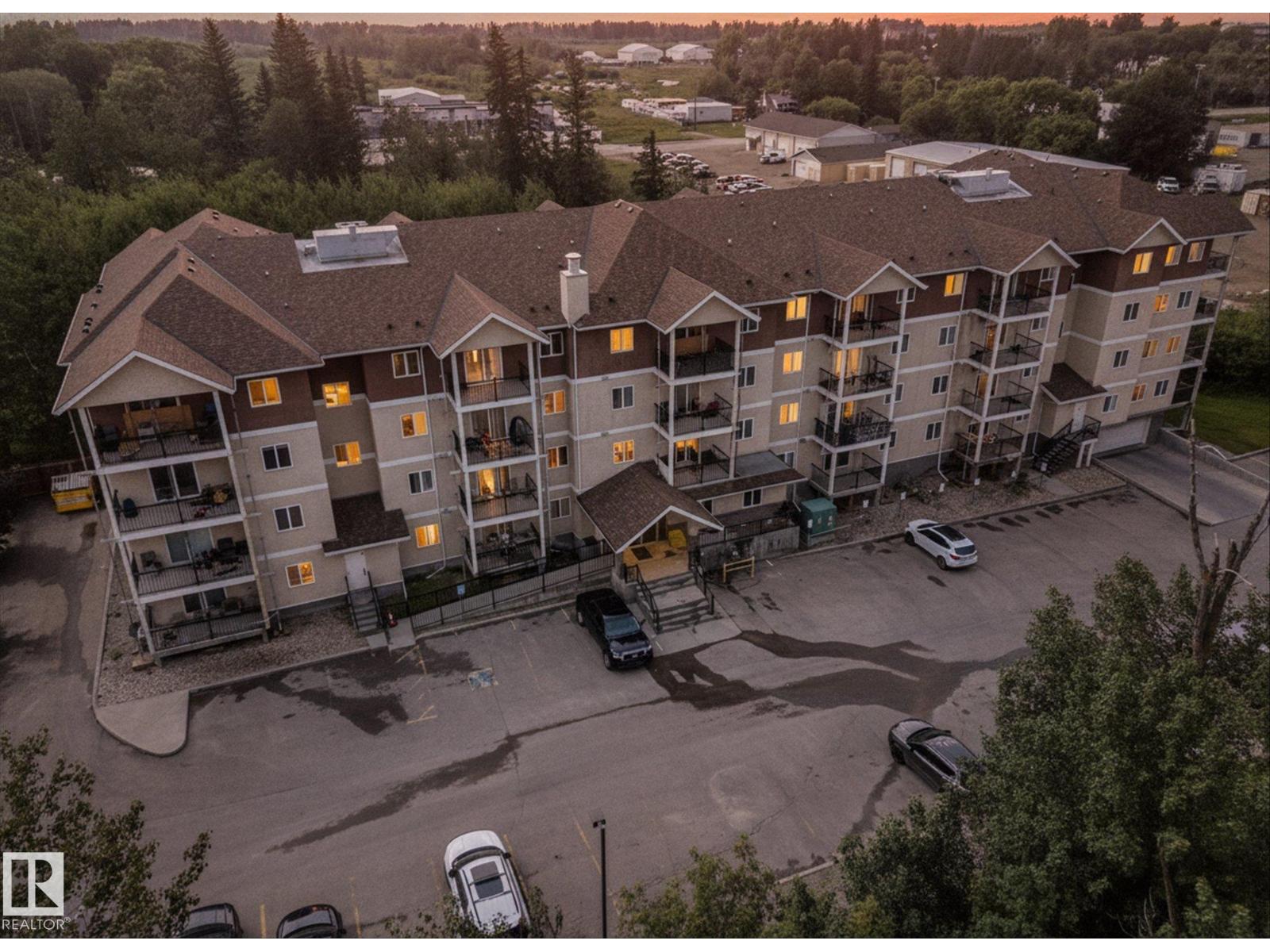 #208 4903 47 Av Property Photo 35
