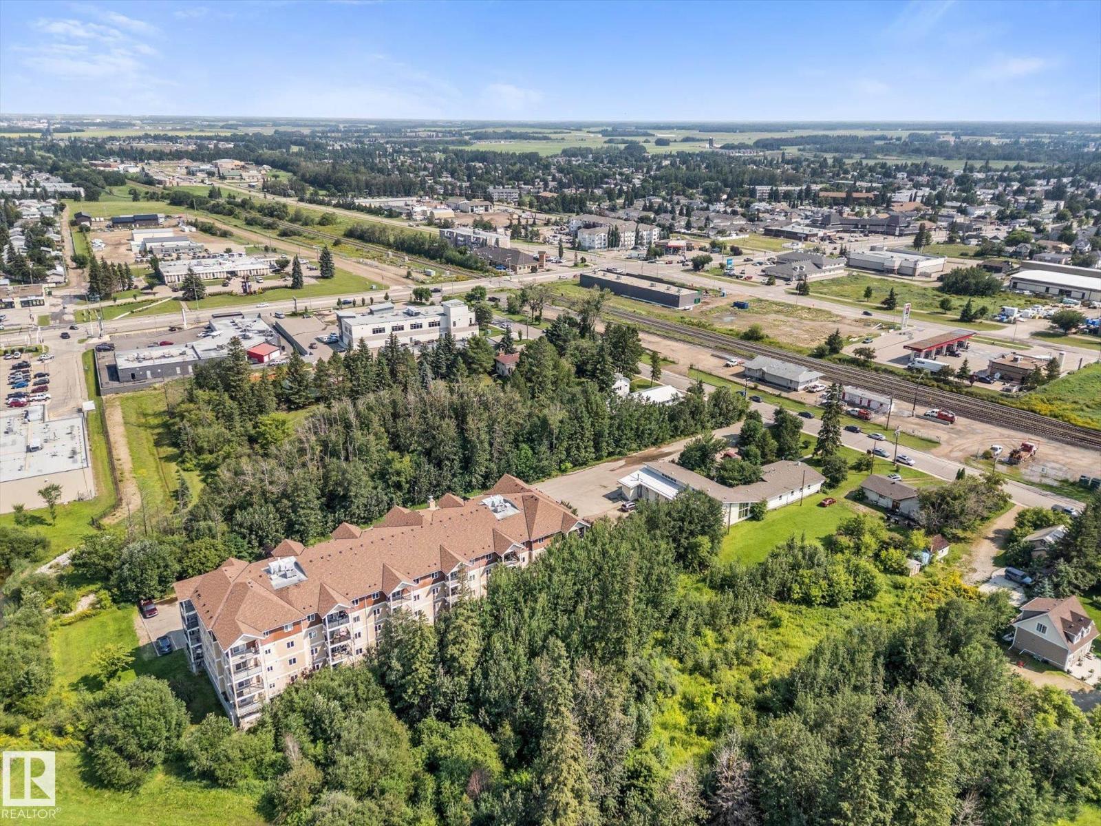 #208 4903 47 Av Property Photo 39