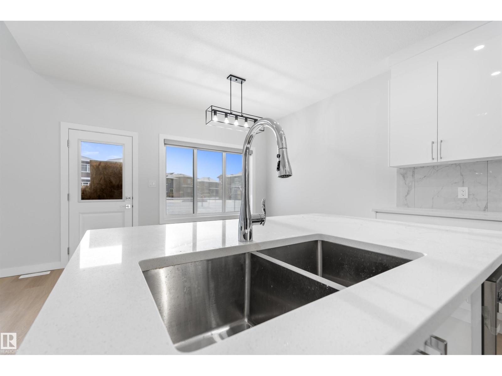 47 Axelwood Cr Property Photo 15