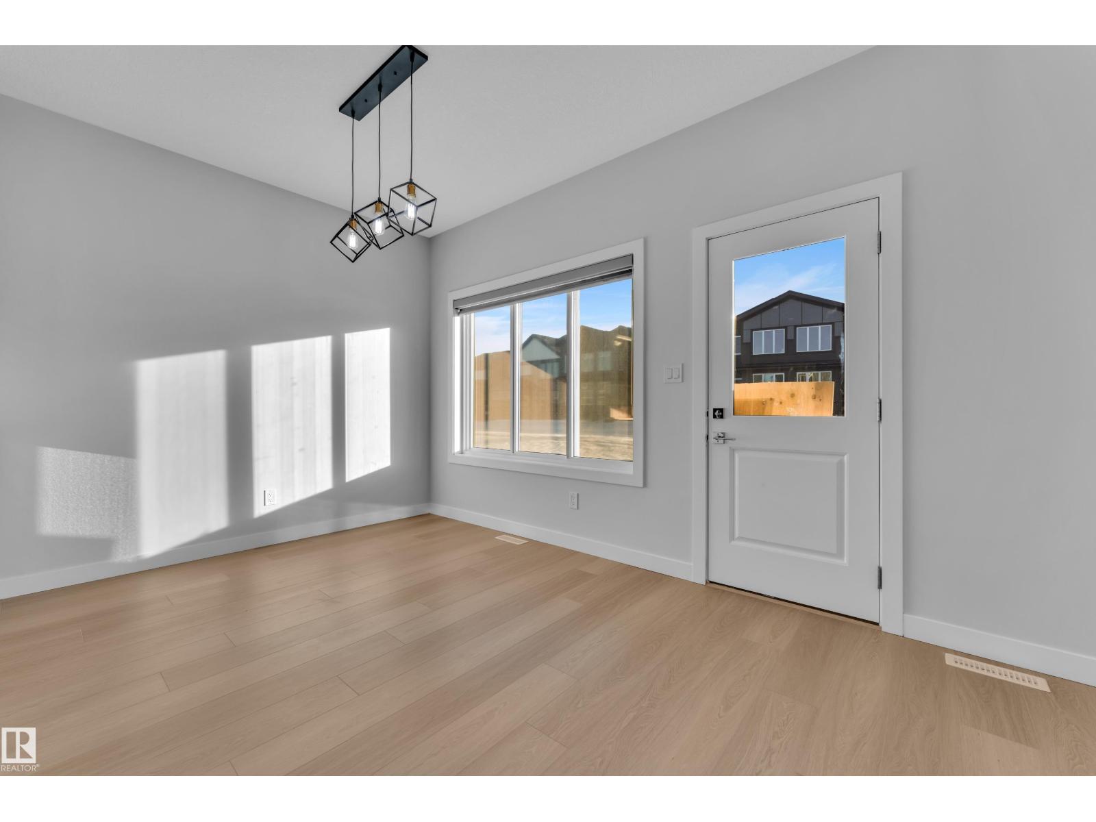 41 Axelwood Cr Property Photo 18