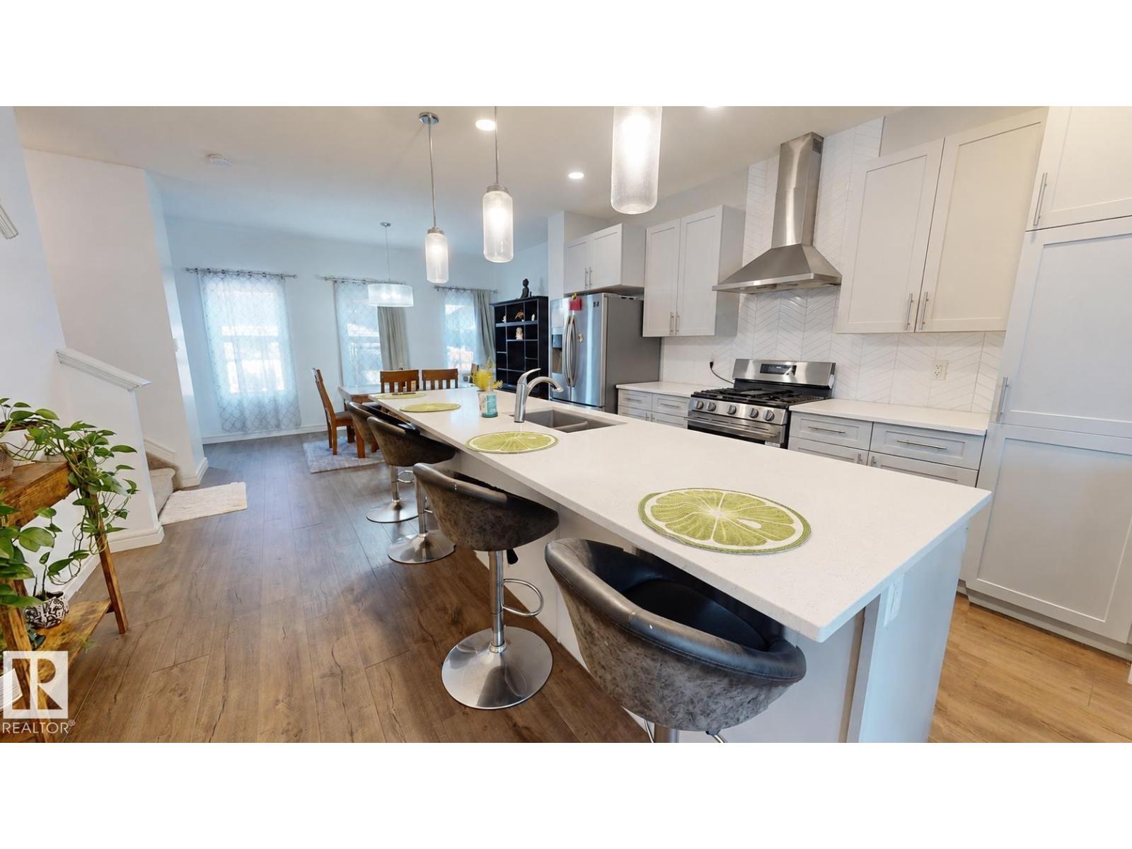 8172 226 St Nw Property Photo 4