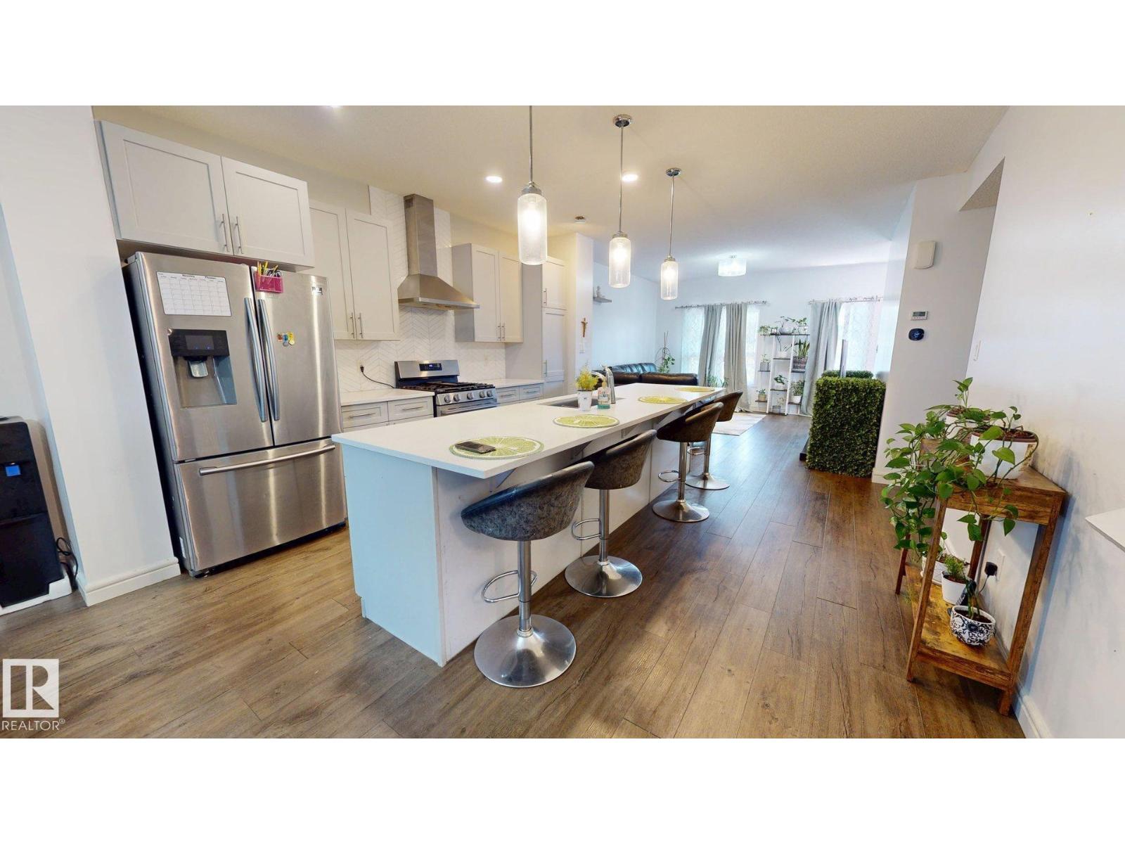 8172 226 St Nw Property Photo 5