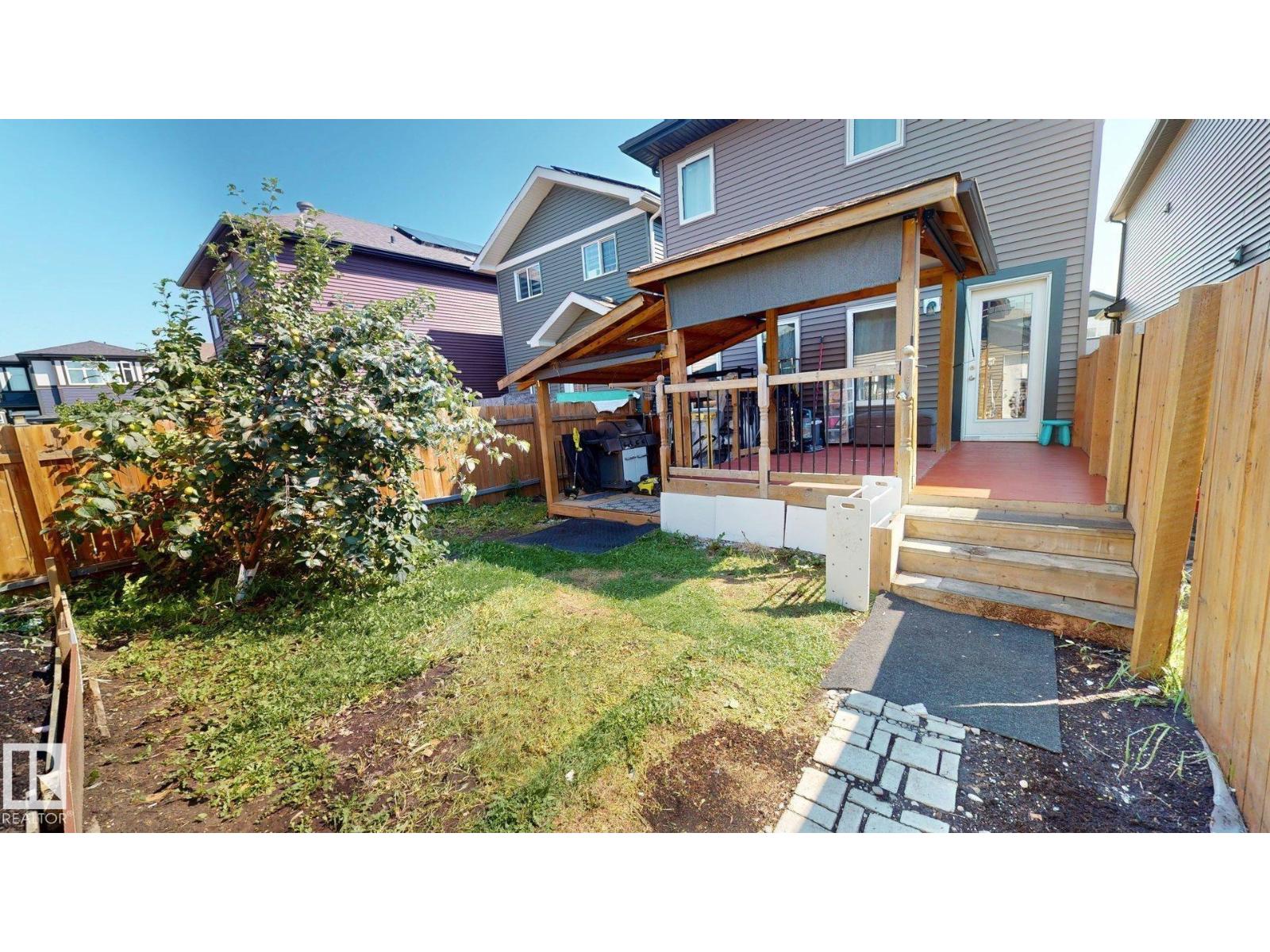 8172 226 St Nw Property Photo 15