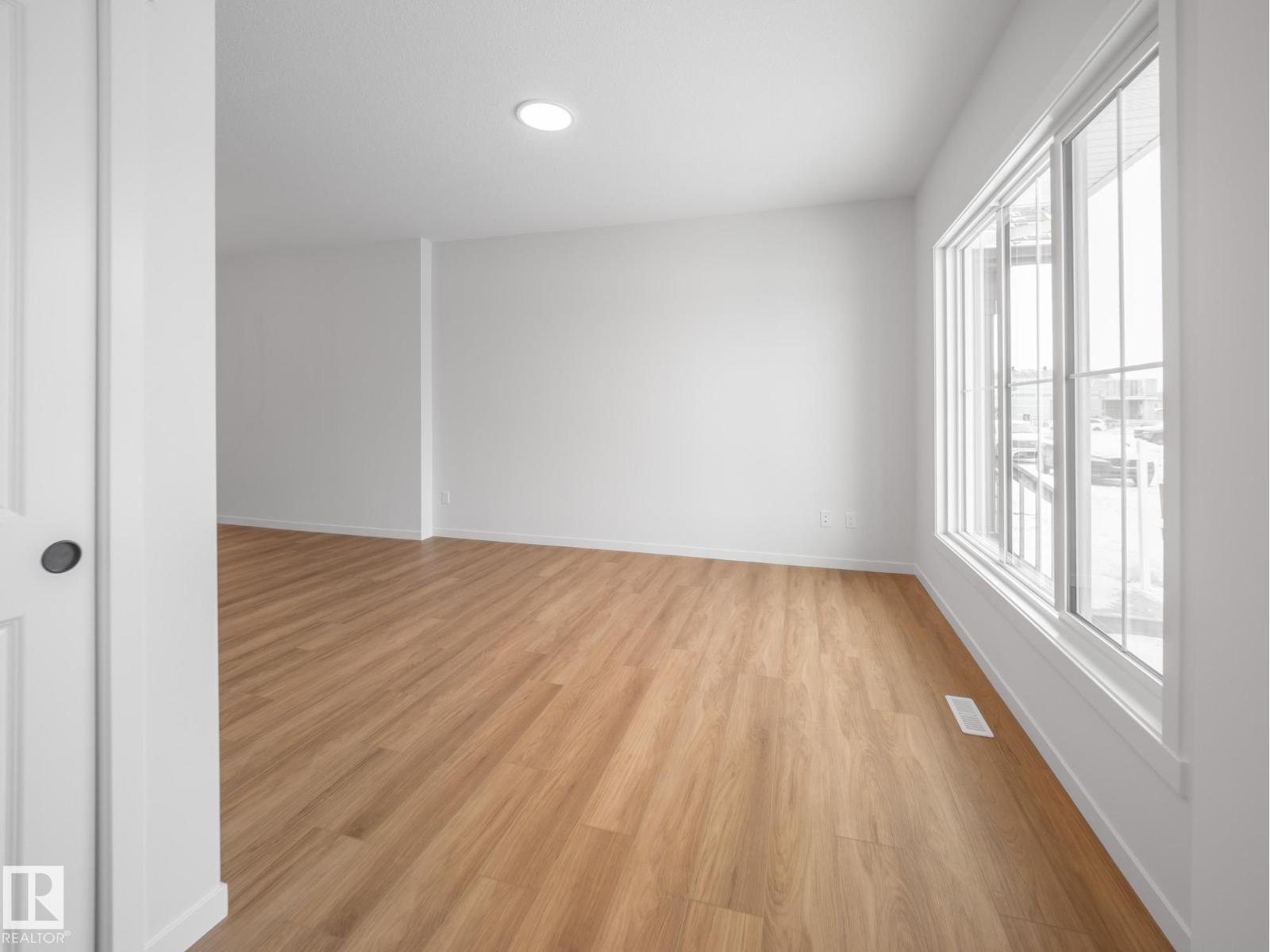 2016 194 St Nw Property Photo 6