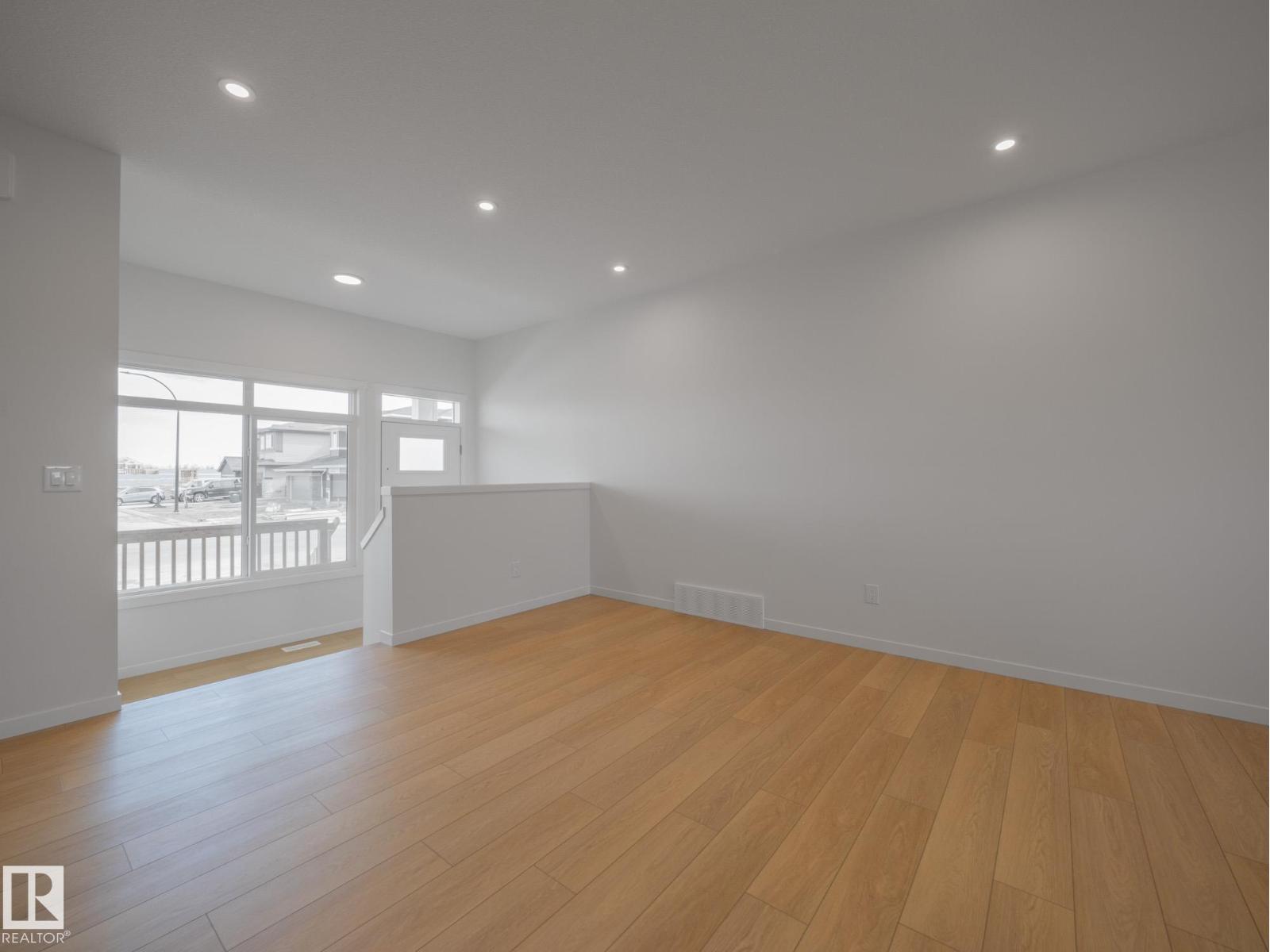 2020 194 St Nw Property Photo 10