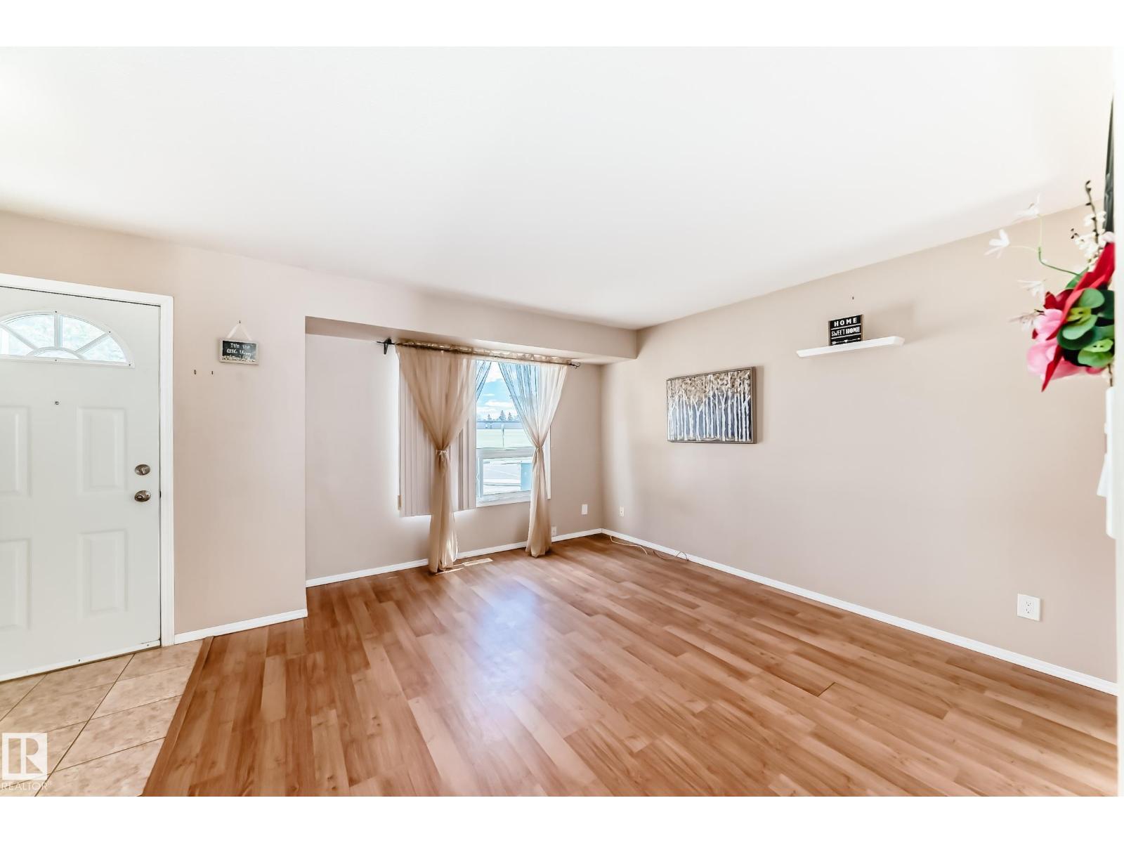 100 Dickinsfield Ct Nw Property Photo 5