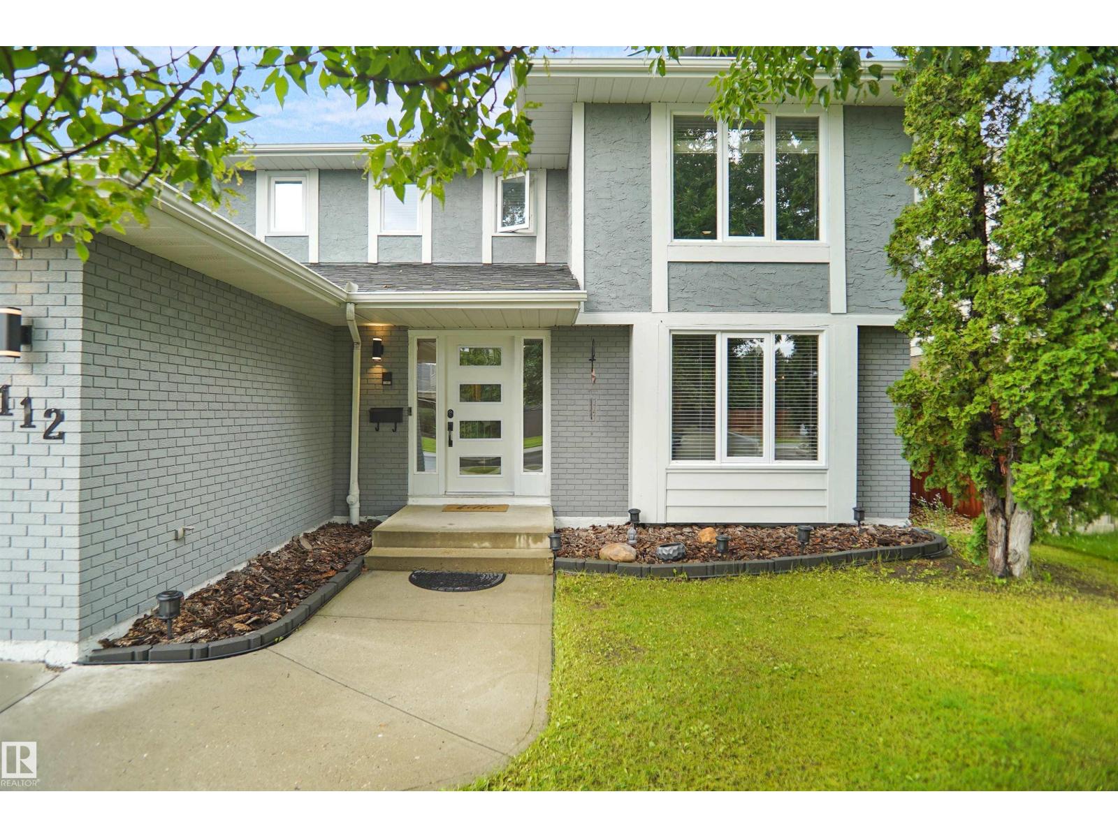 112 Gariepy Cr Nw Property Photo 3