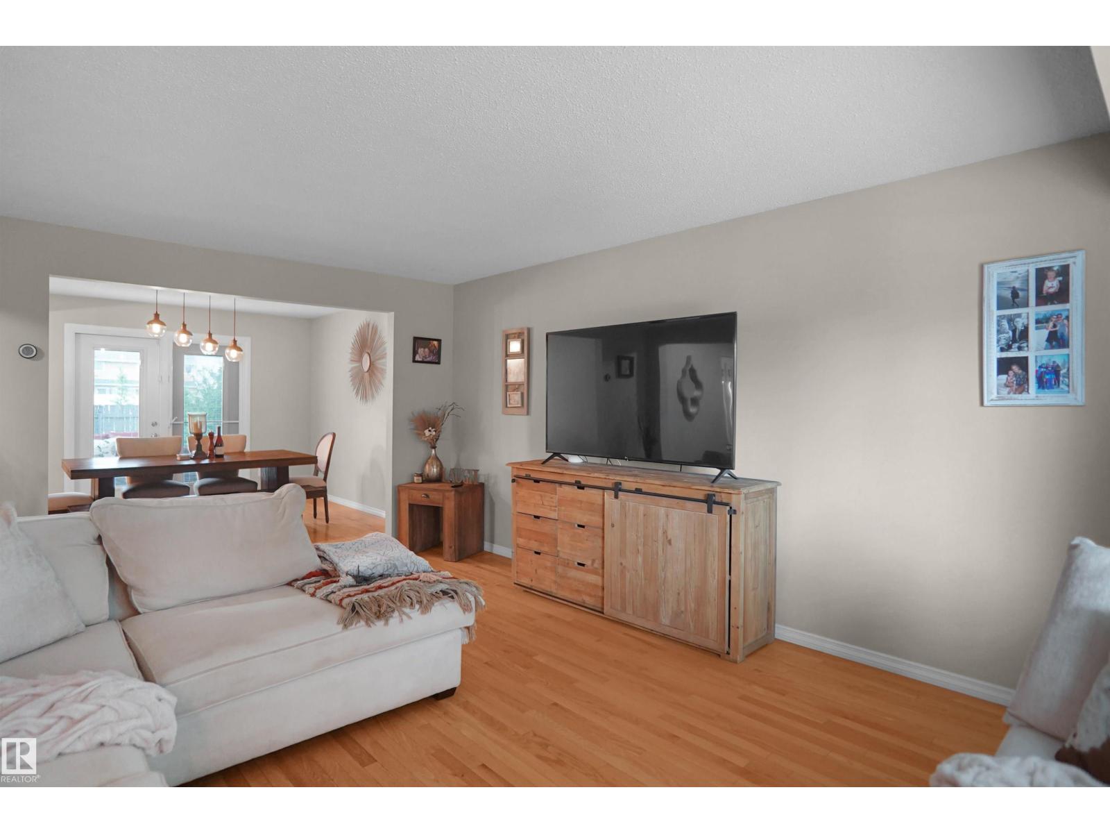 112 Gariepy Cr Nw Property Photo 12