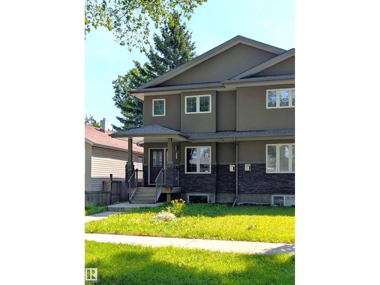 10711 70 Av Nw Property Photo 1
