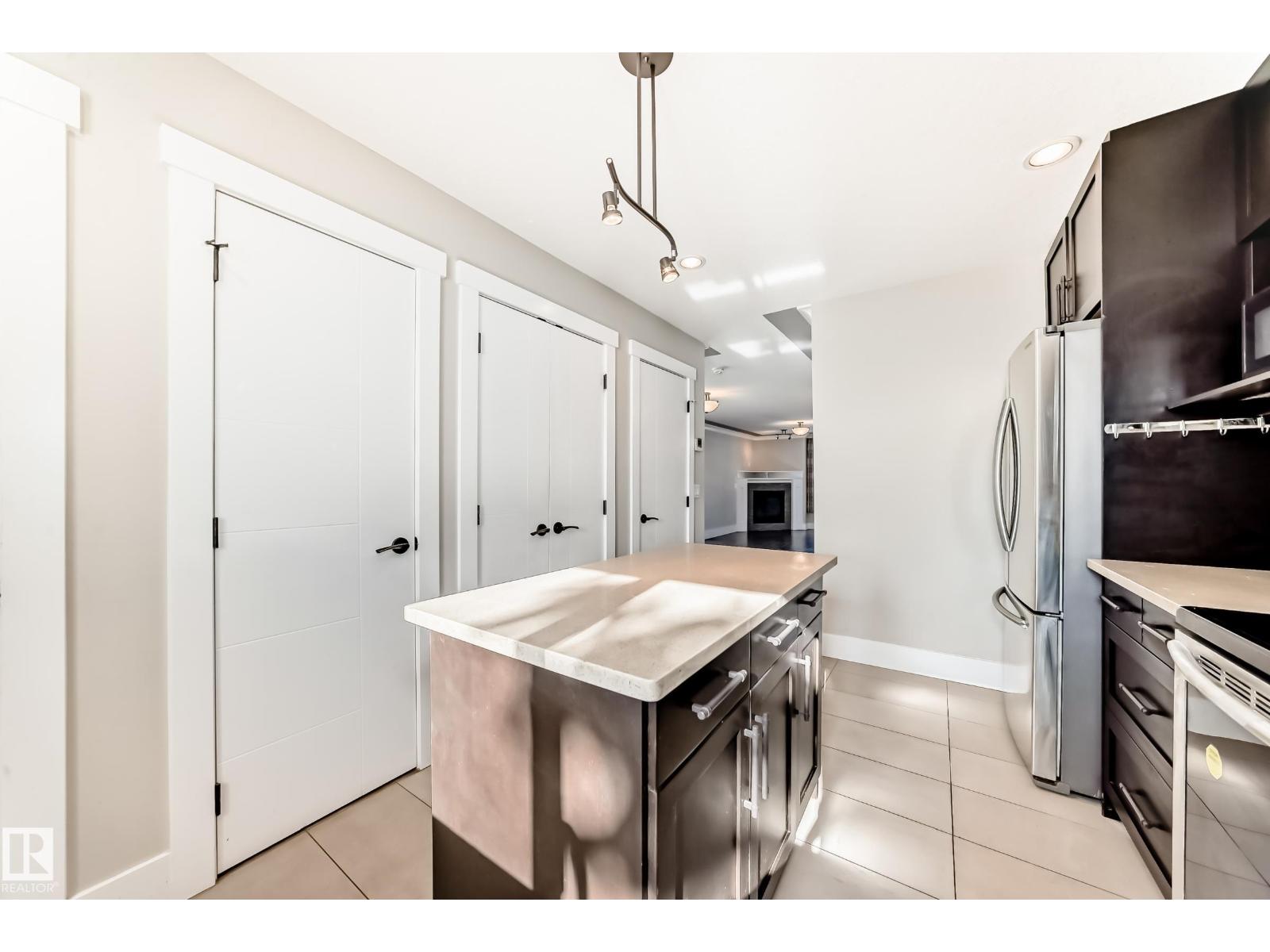 10711 70 Av Nw Property Photo 18
