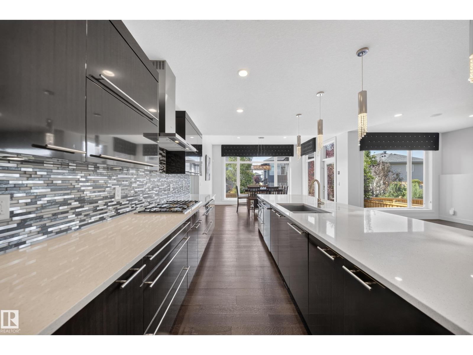 1116 Hainstock Gr Sw Property Photo 20