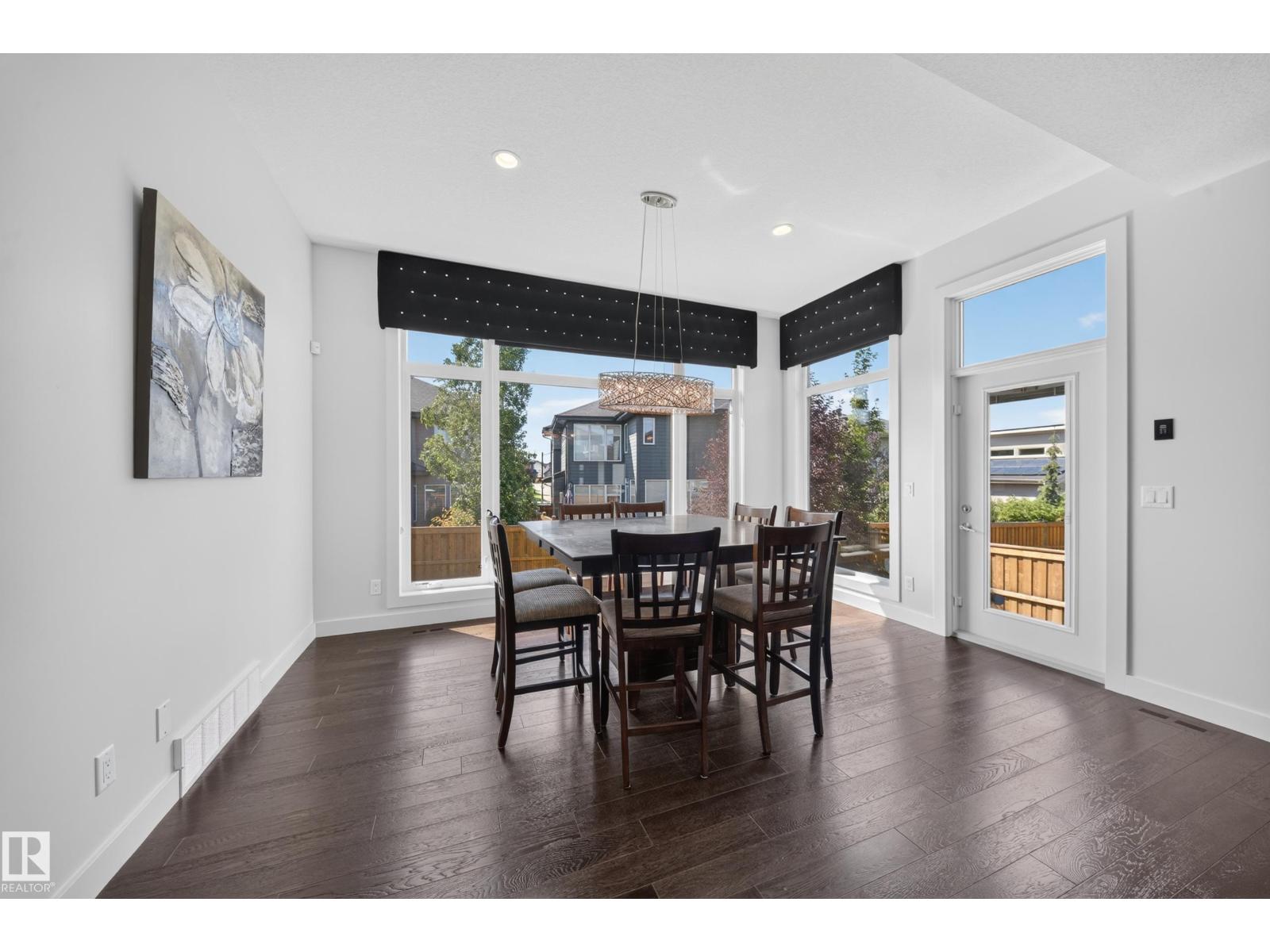 1116 Hainstock Gr Sw Property Photo 24