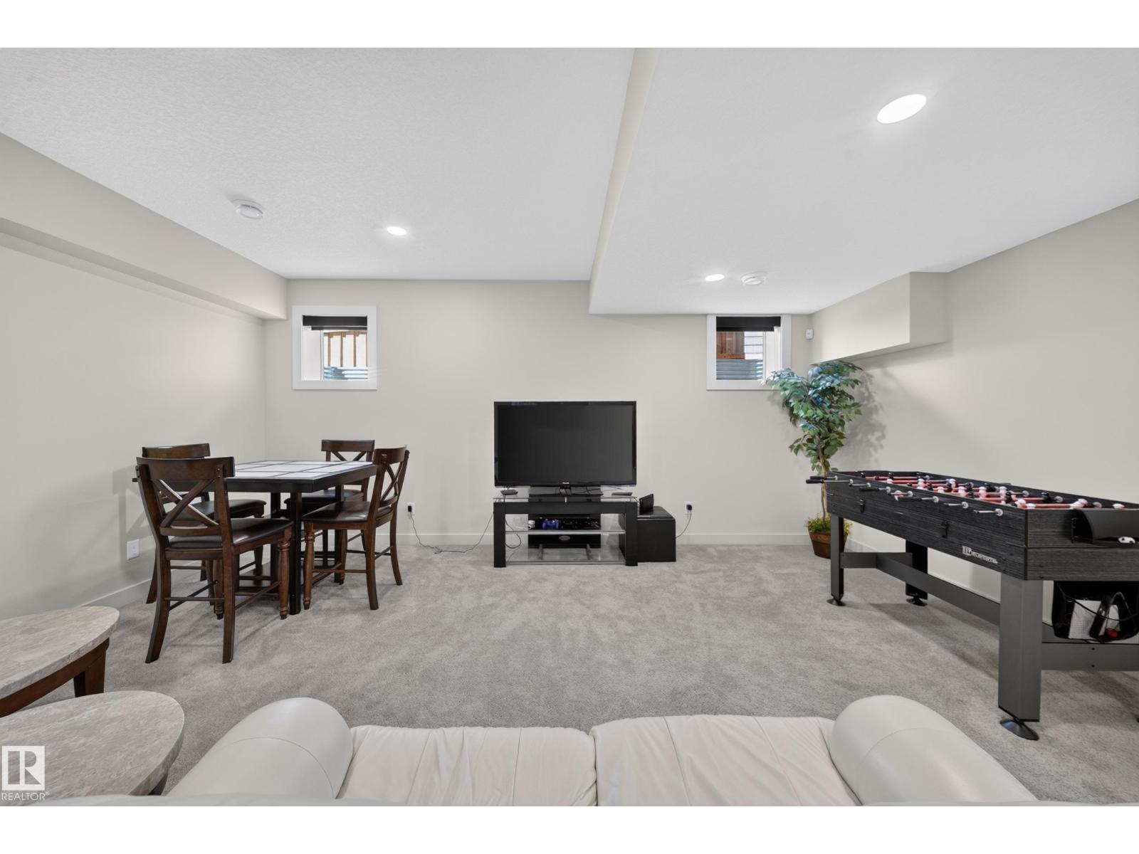 1116 Hainstock Gr Sw Property Photo 61