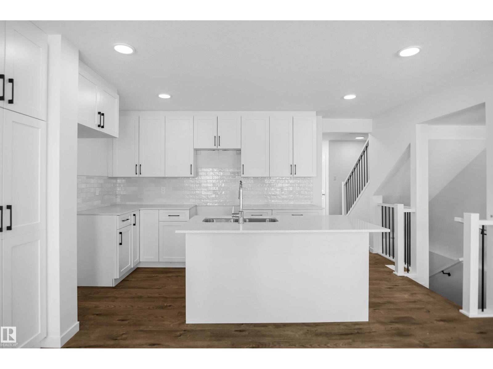#28 1430 Aster Wy Nw Property Photo 9