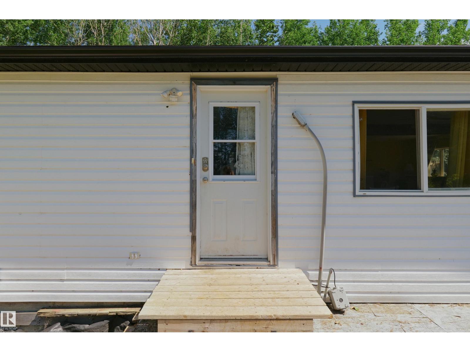 5318 Twp Rd 612 Property Photo 9