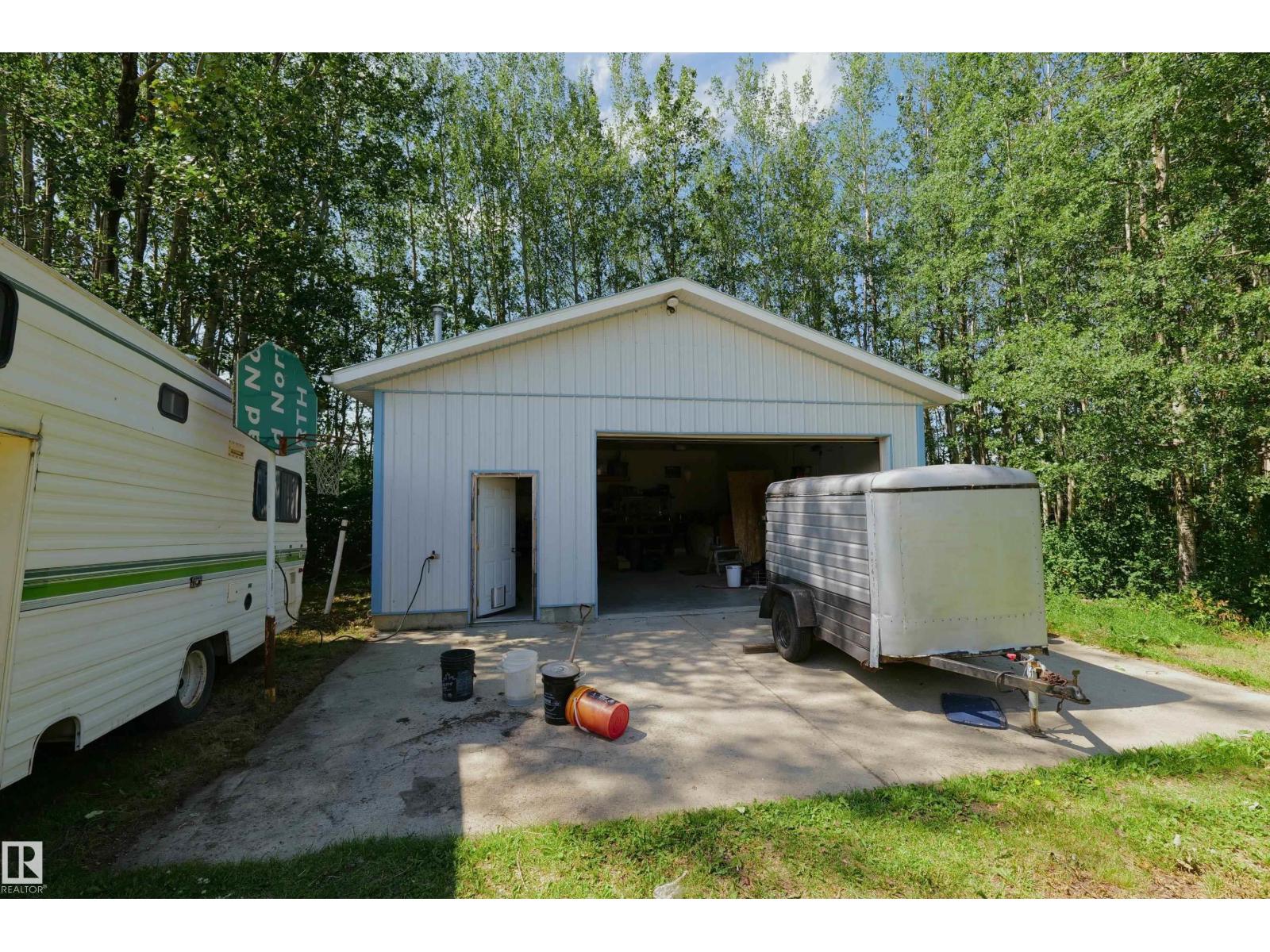 5318 Twp Rd 612 Property Photo 10