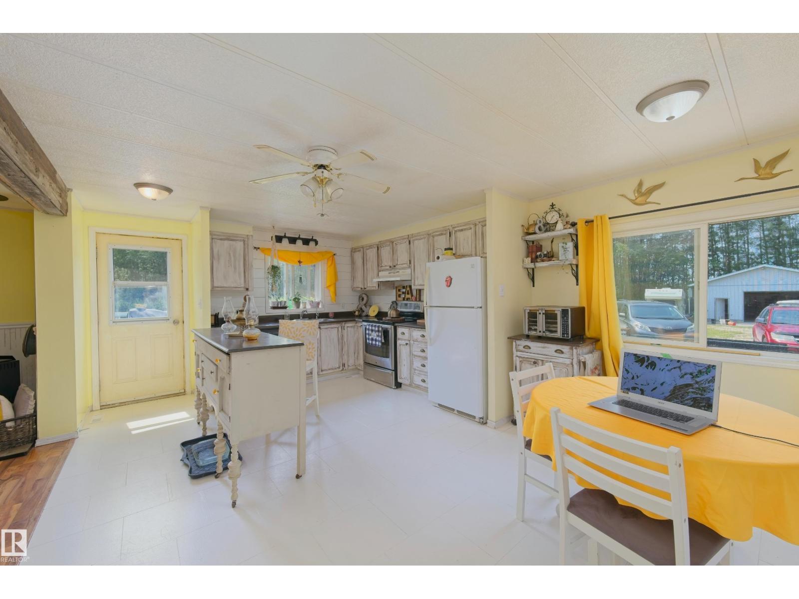 5318 Twp Rd 612 Property Photo 11