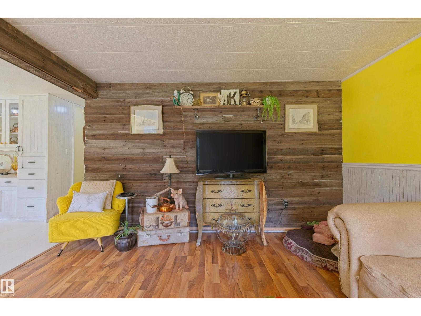 5318 Twp Rd 612 Property Photo 14