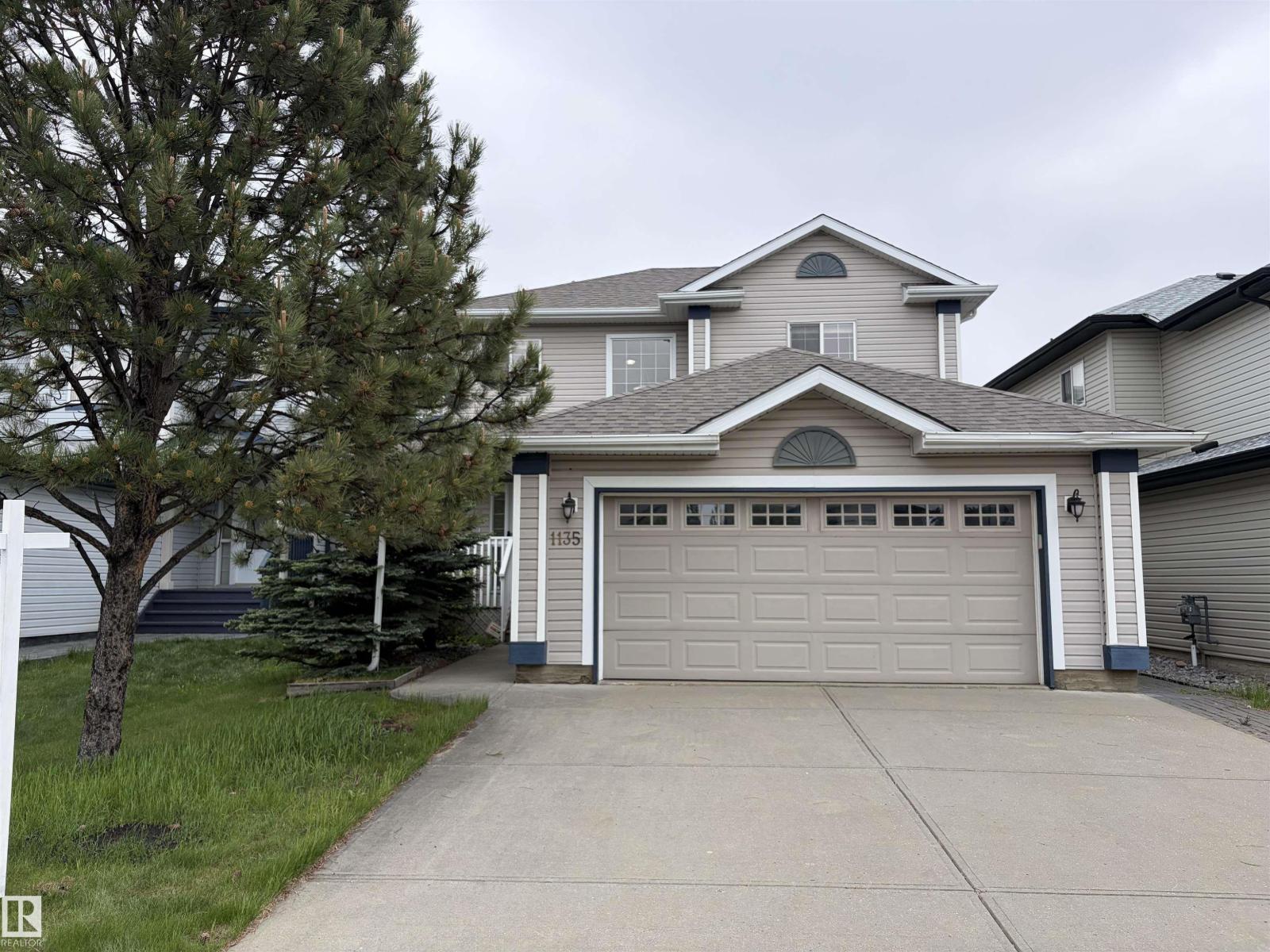 1135 112 ST SW Property Photo 1