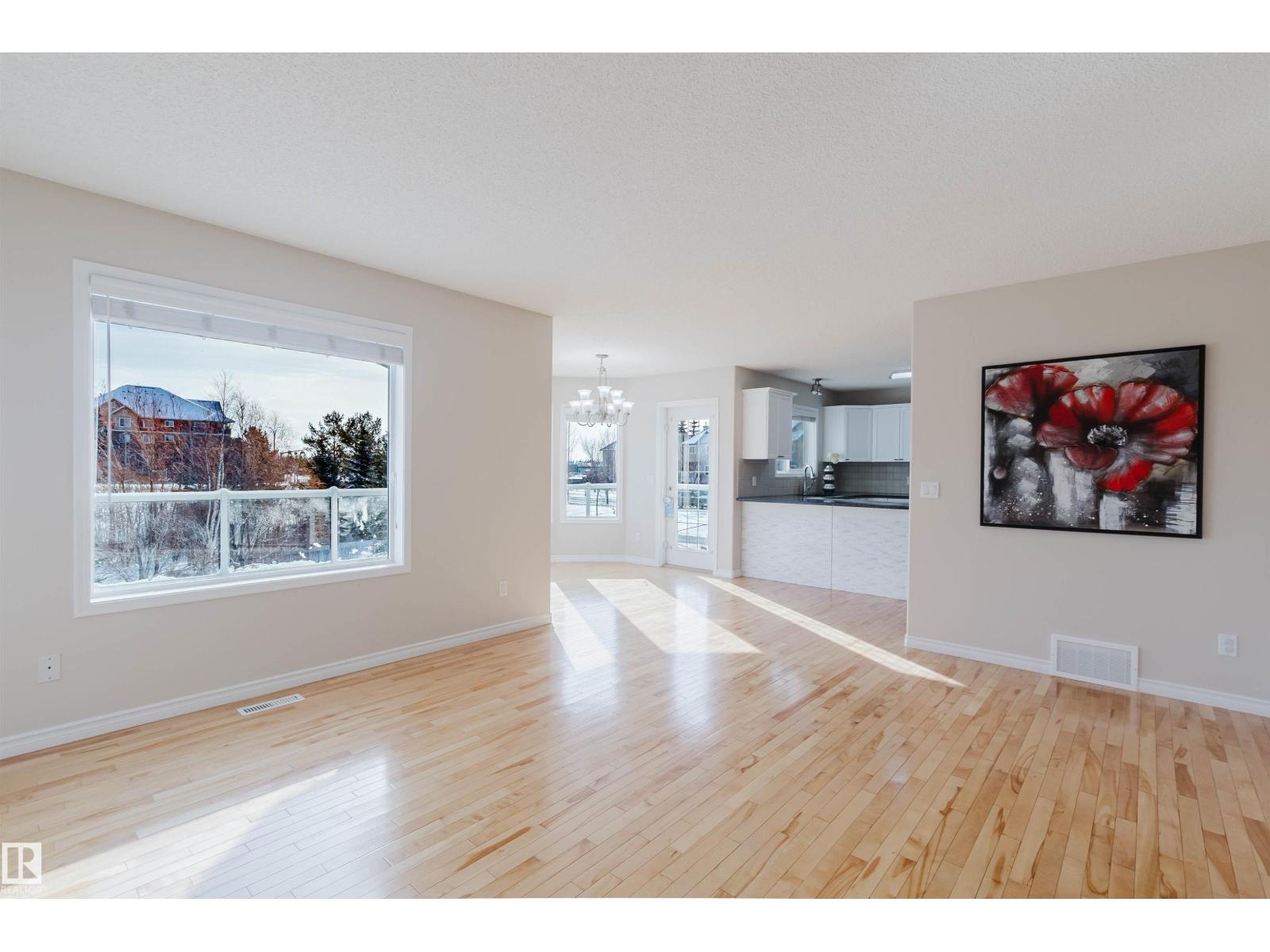 1135 112 St Sw Property Photo 10