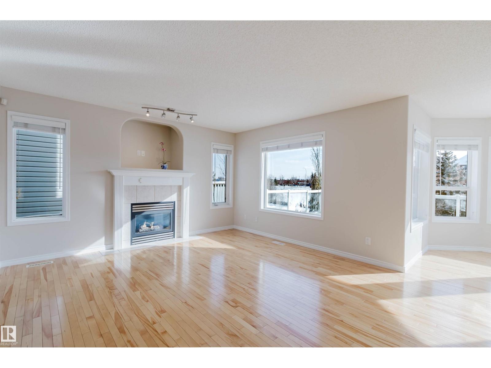 1135 112 St Sw Property Photo 14